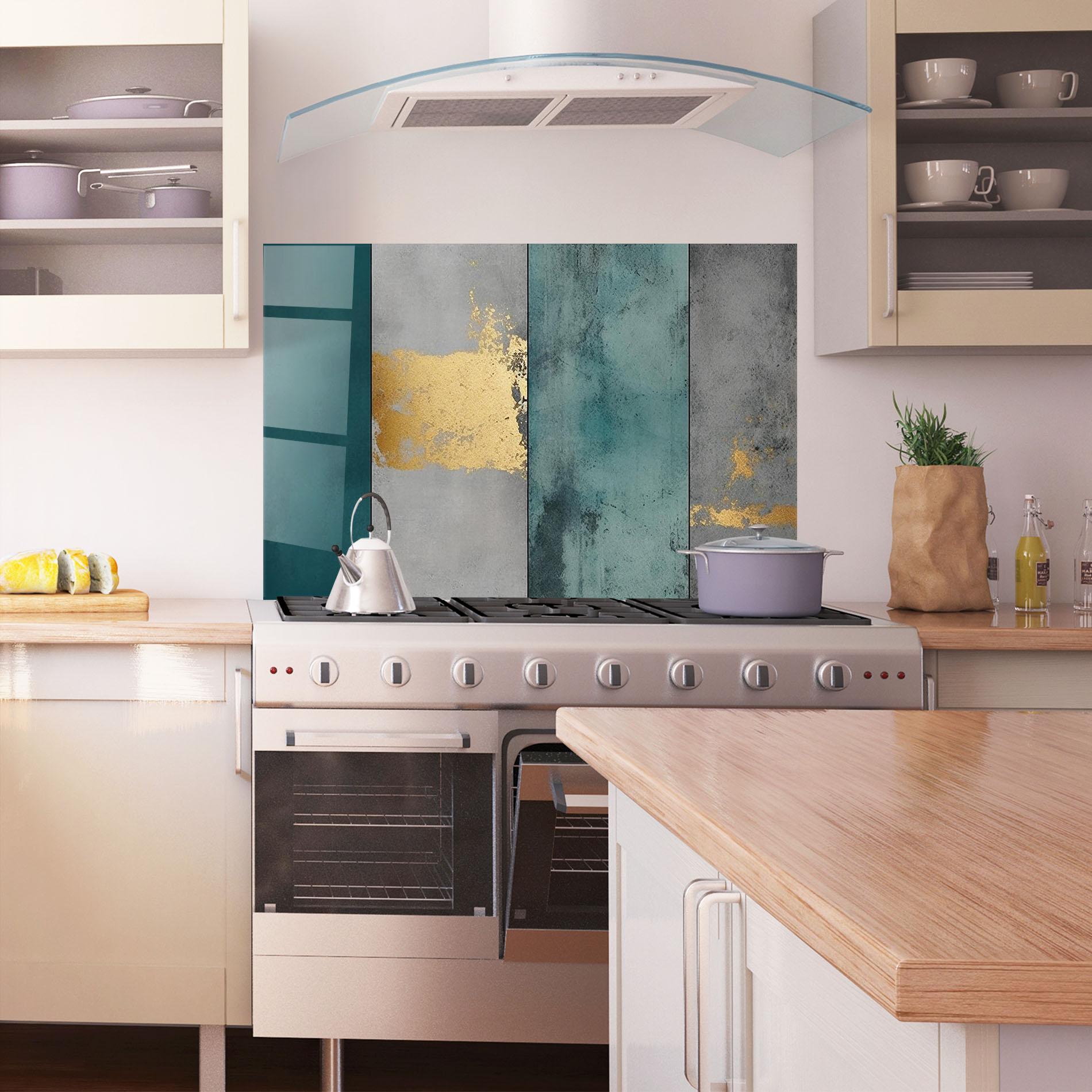 Küchenrückwand Glas Green Colors With Gold mockup 1
