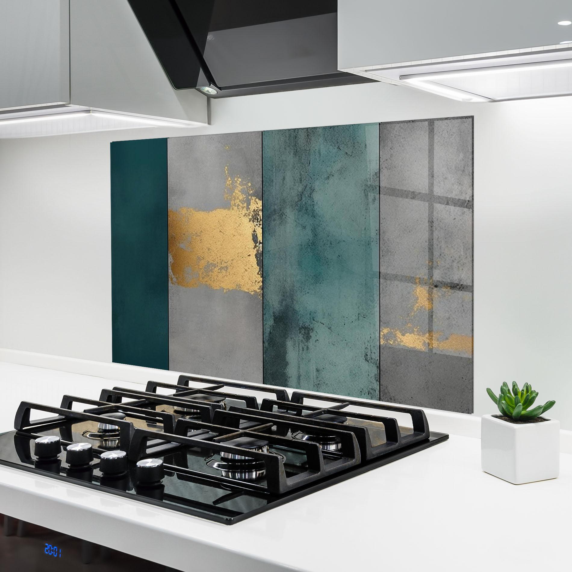 Küchenrückwand Glas Green Colors With Gold mockup 6