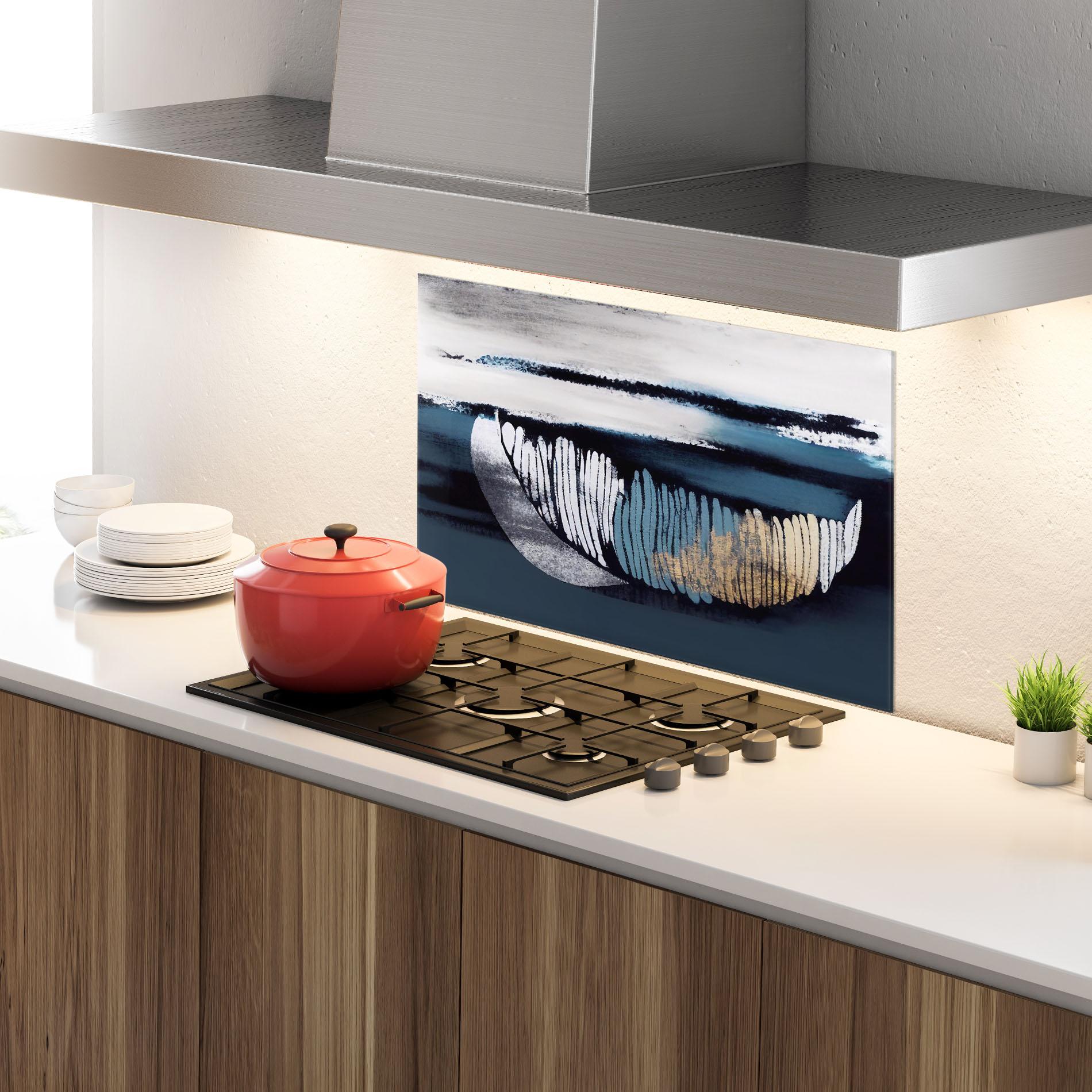 Küchenrückwand Glas Blue Feather mockup 4