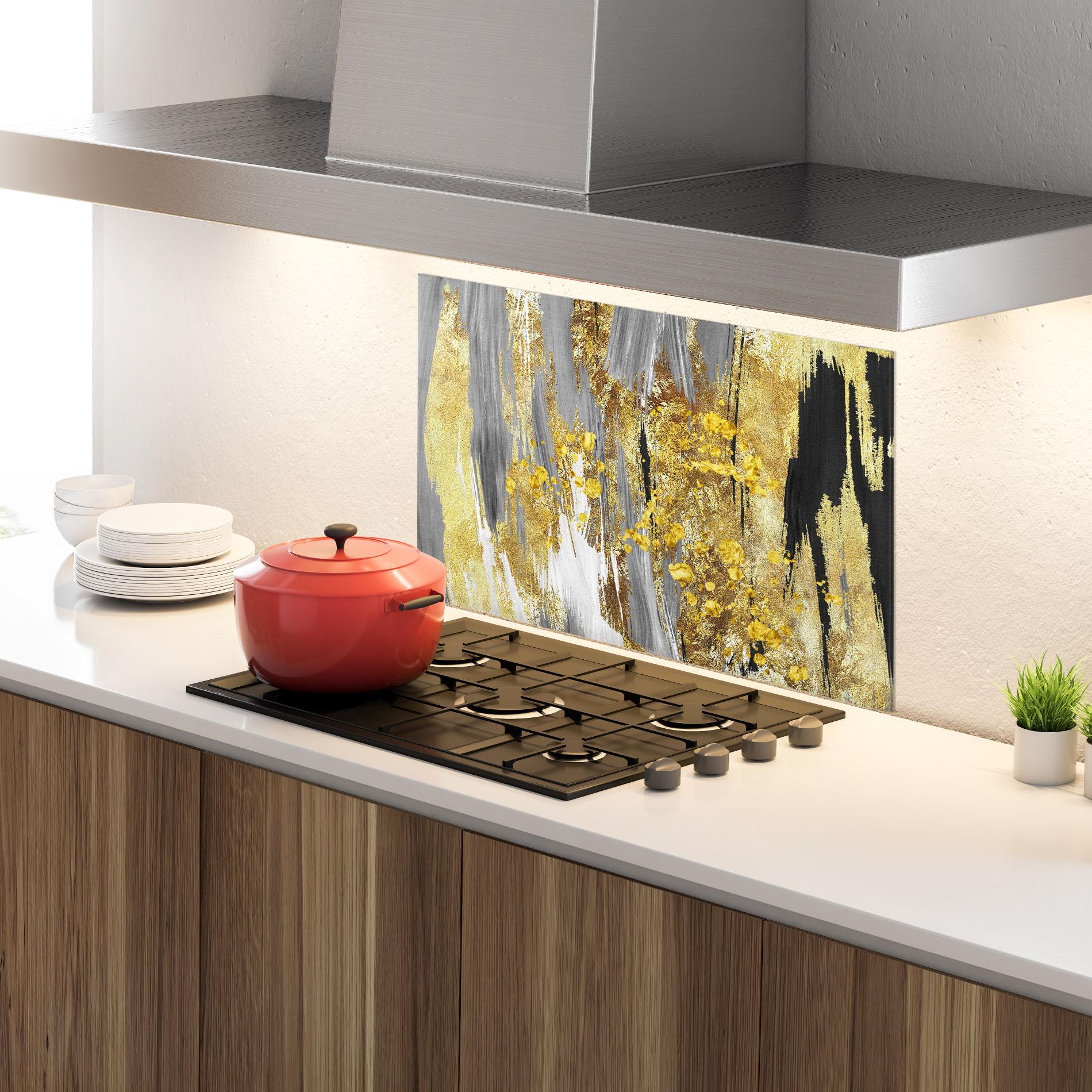 Küchenrückwand Glas Golden Grfey Lines mockup 4