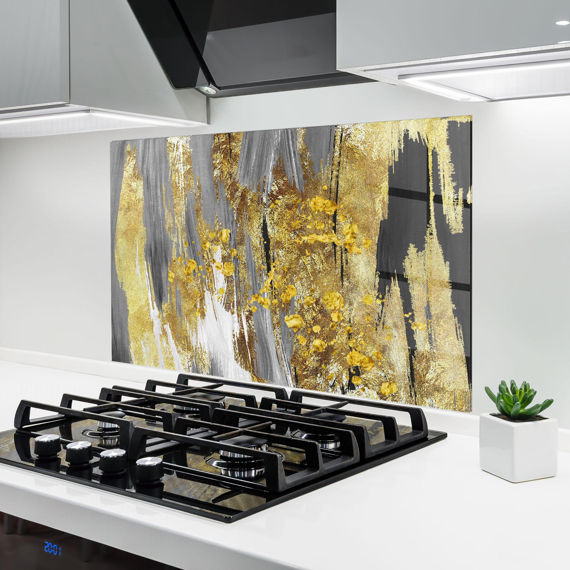 Küchenrückwand Glas Golden Grfey Lines mockup 6