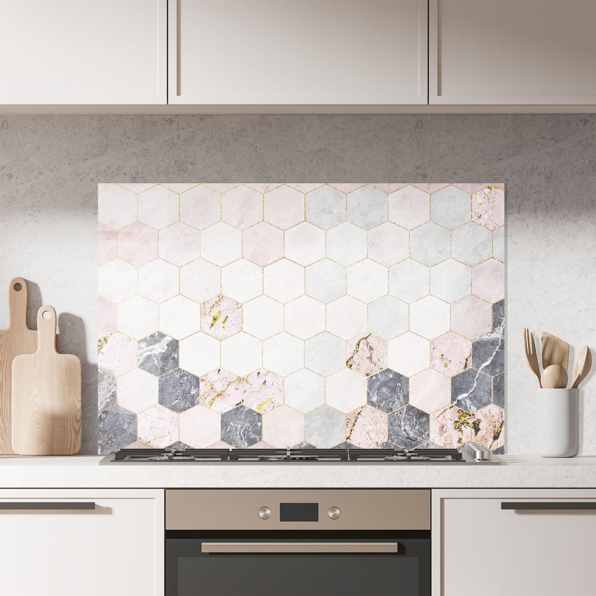 Küchenrückwand Glas Grey Pink Hexagon mockup 7