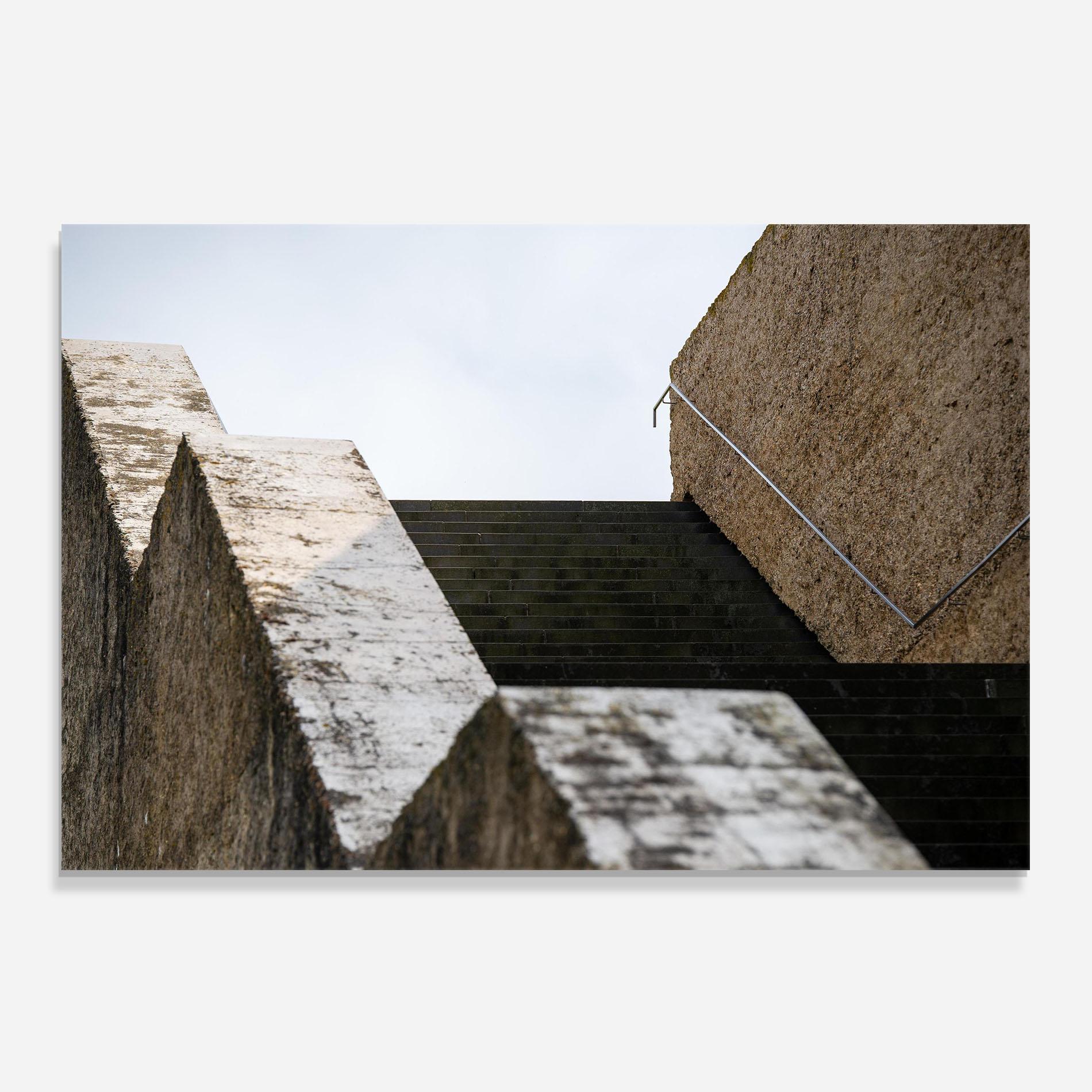 Küchenrückwand Glas Black Stairs mockup 0