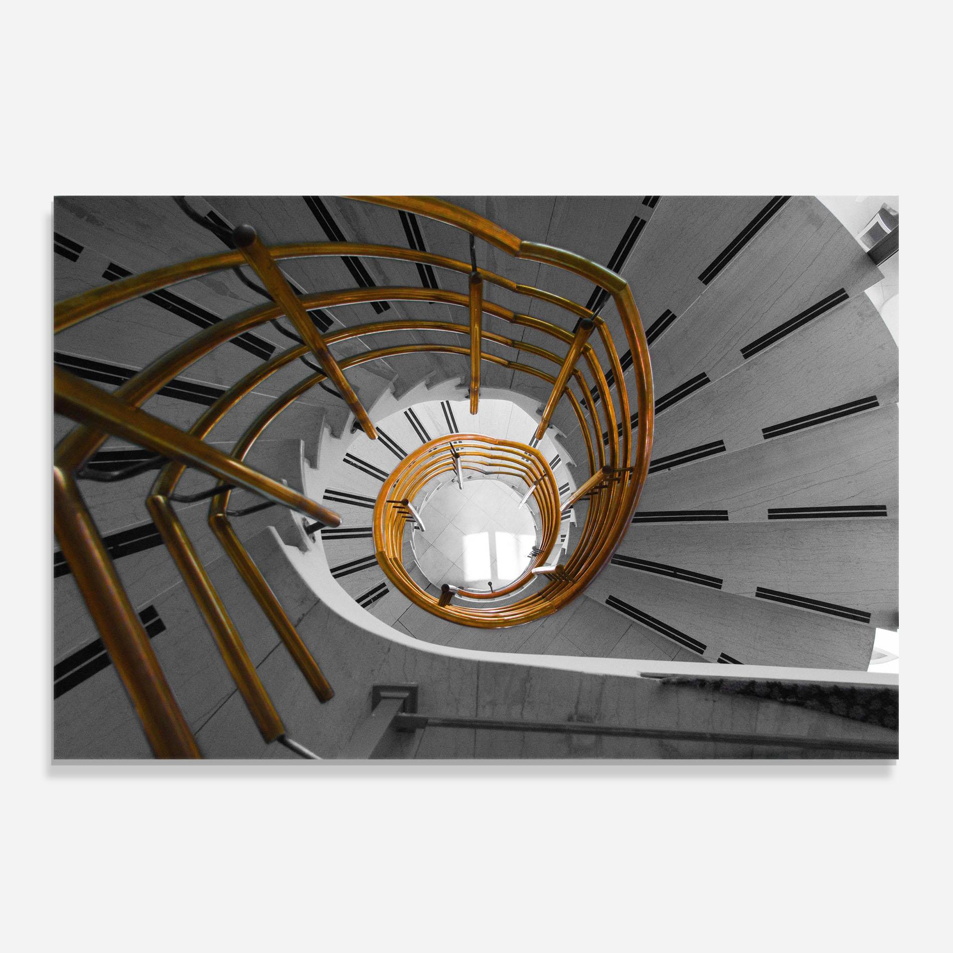 Küchenrückwand Glas Gold Bar Stairs mockup 0