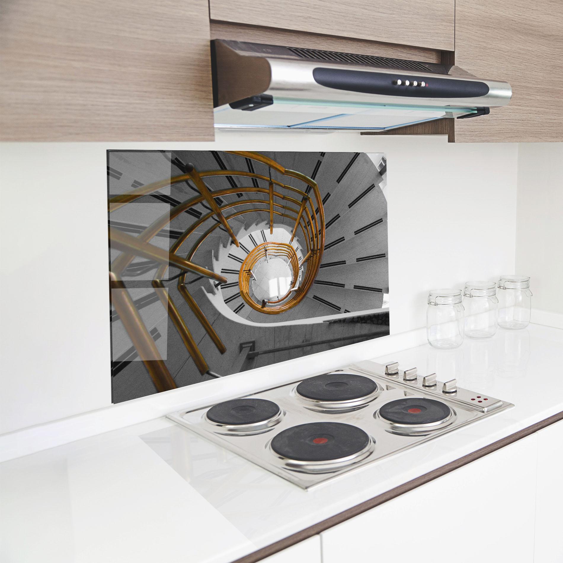 Küchenrückwand Glas Gold Bar Stairs mockup 8