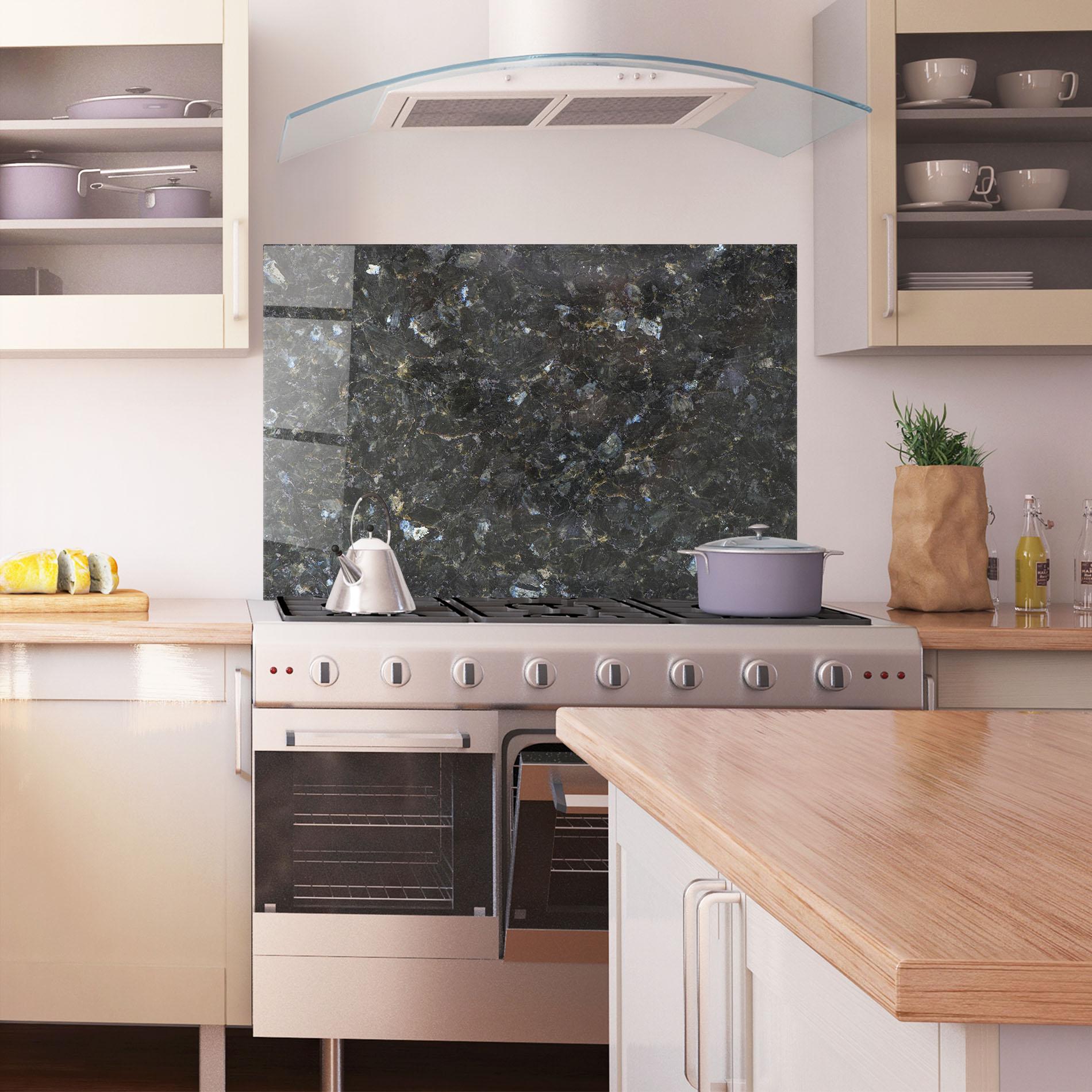 Küchenrückwand Glas Dark Grey Marble mockup 1
