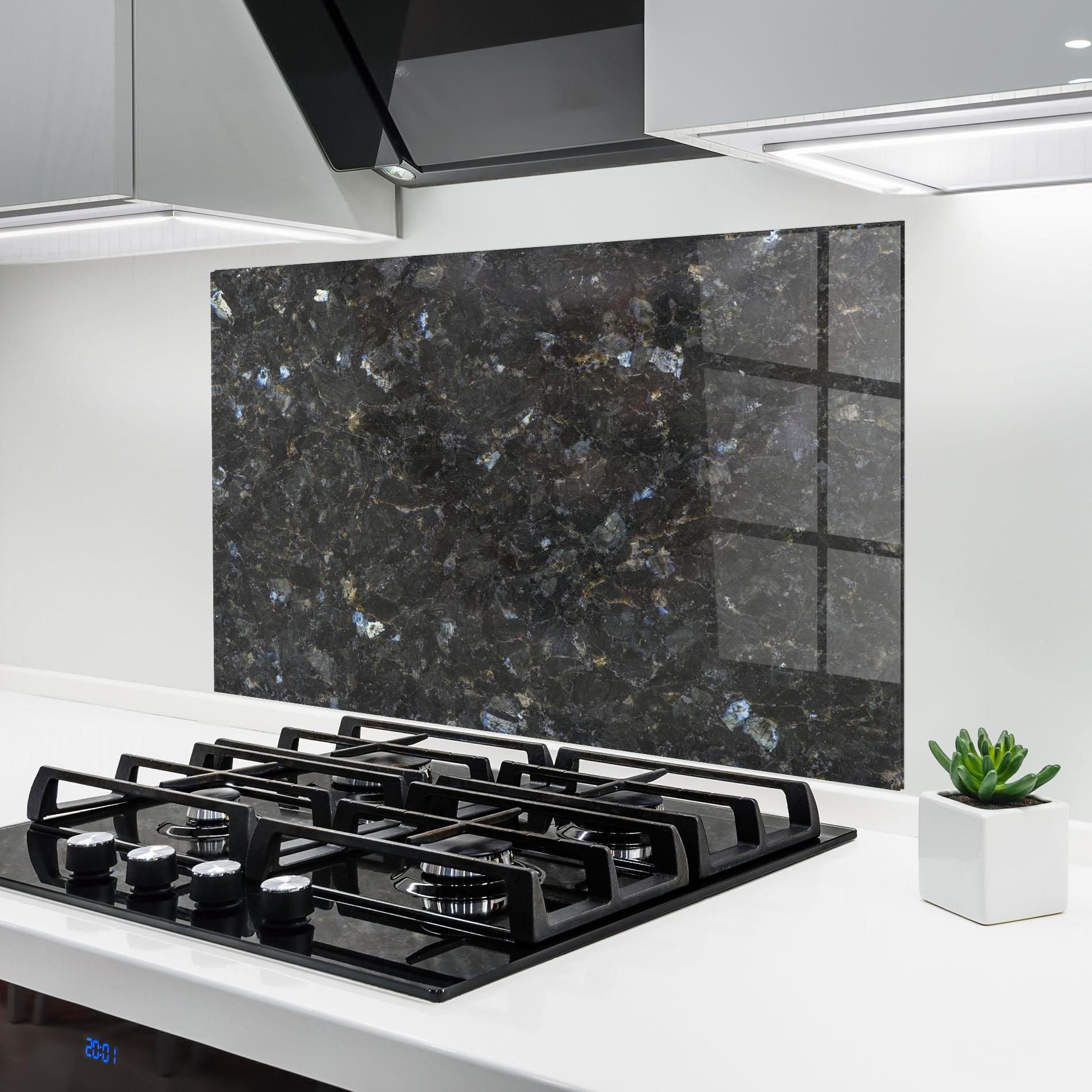 Küchenrückwand Glas Dark Grey Marble mockup 6