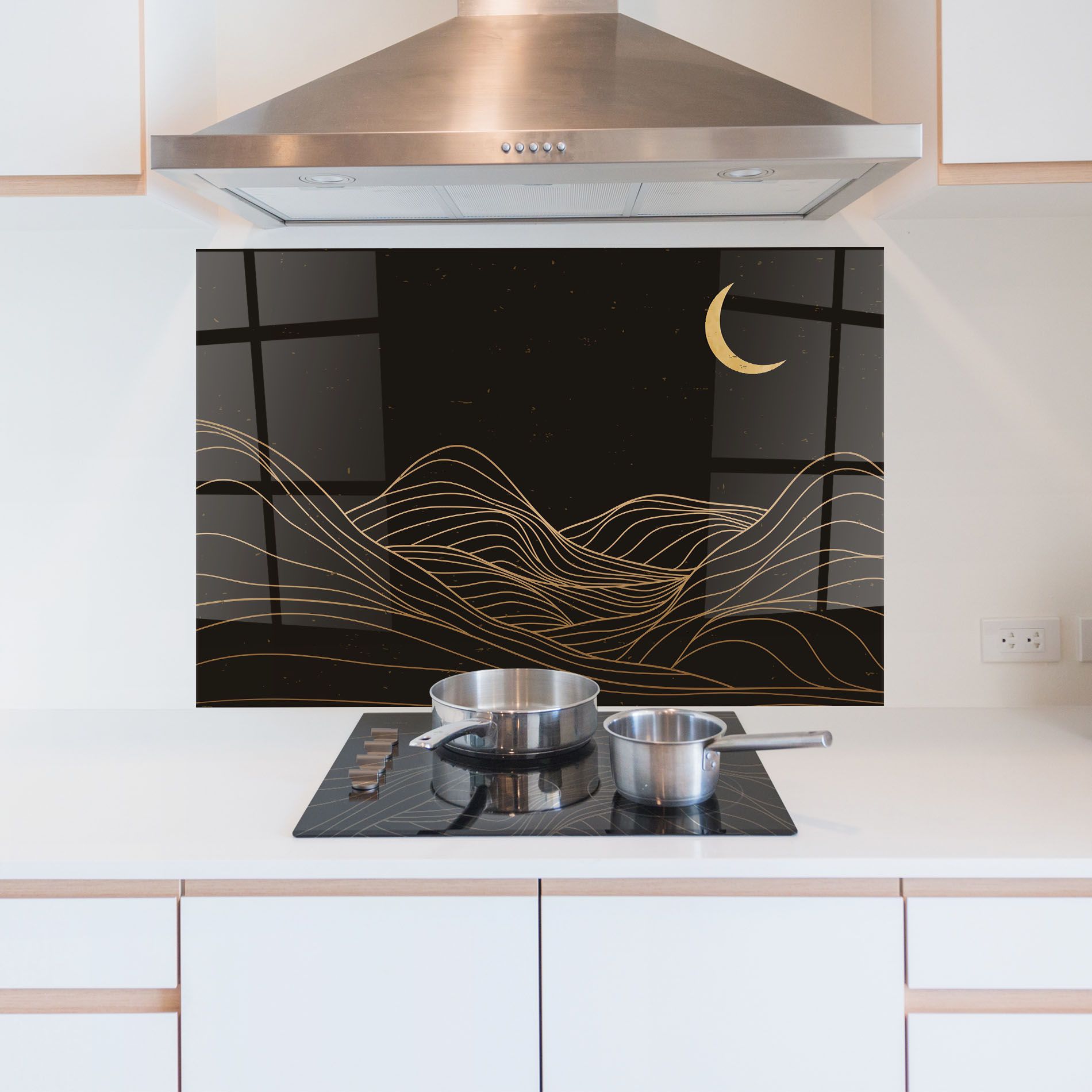 Pretty Moon mockup 5