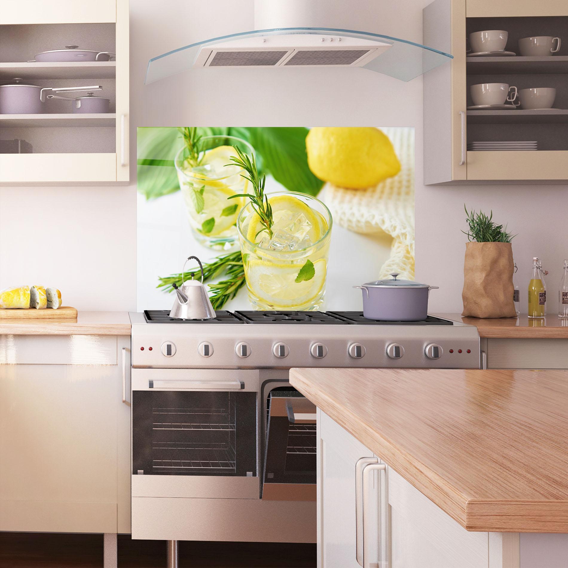 Küchenrückwand Glas Lemon Rosemary Drink mockup 1