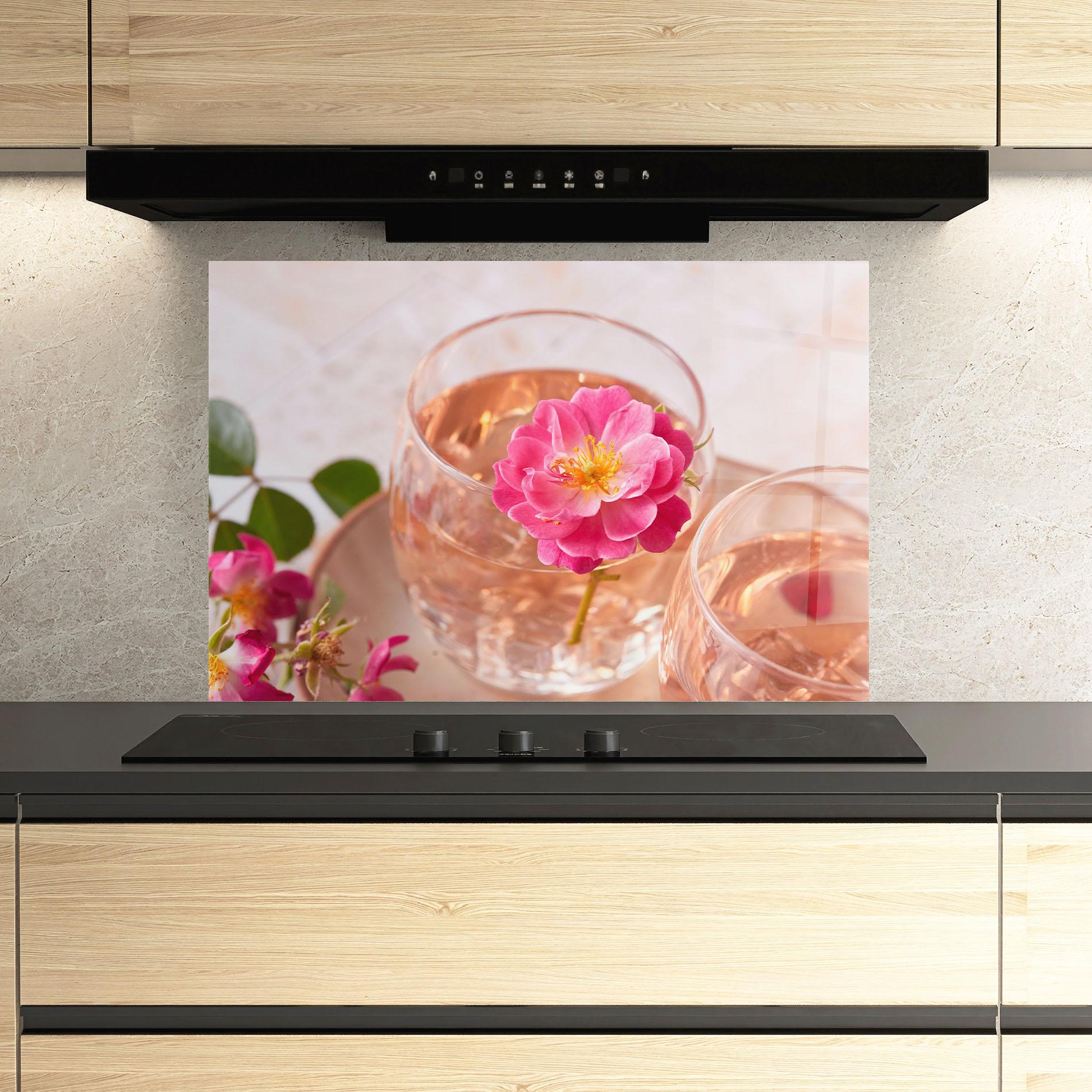 Küchenrückwand Glas Flower Drink mockup 3