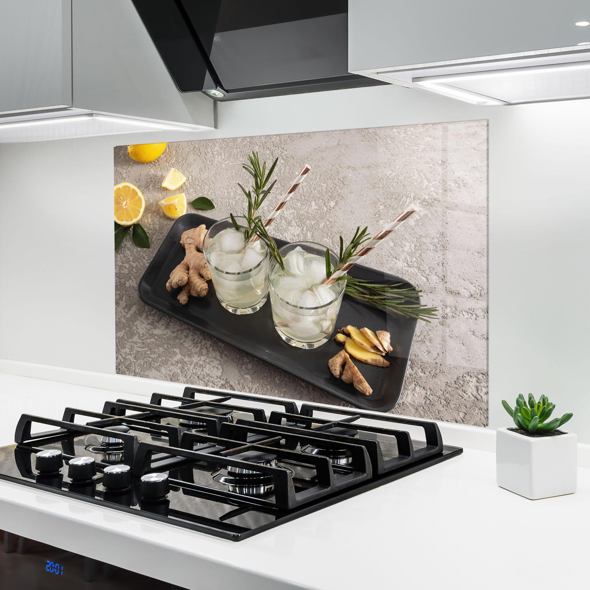 Küchenrückwand Glas Ginger Lemonade Drink mockup 6