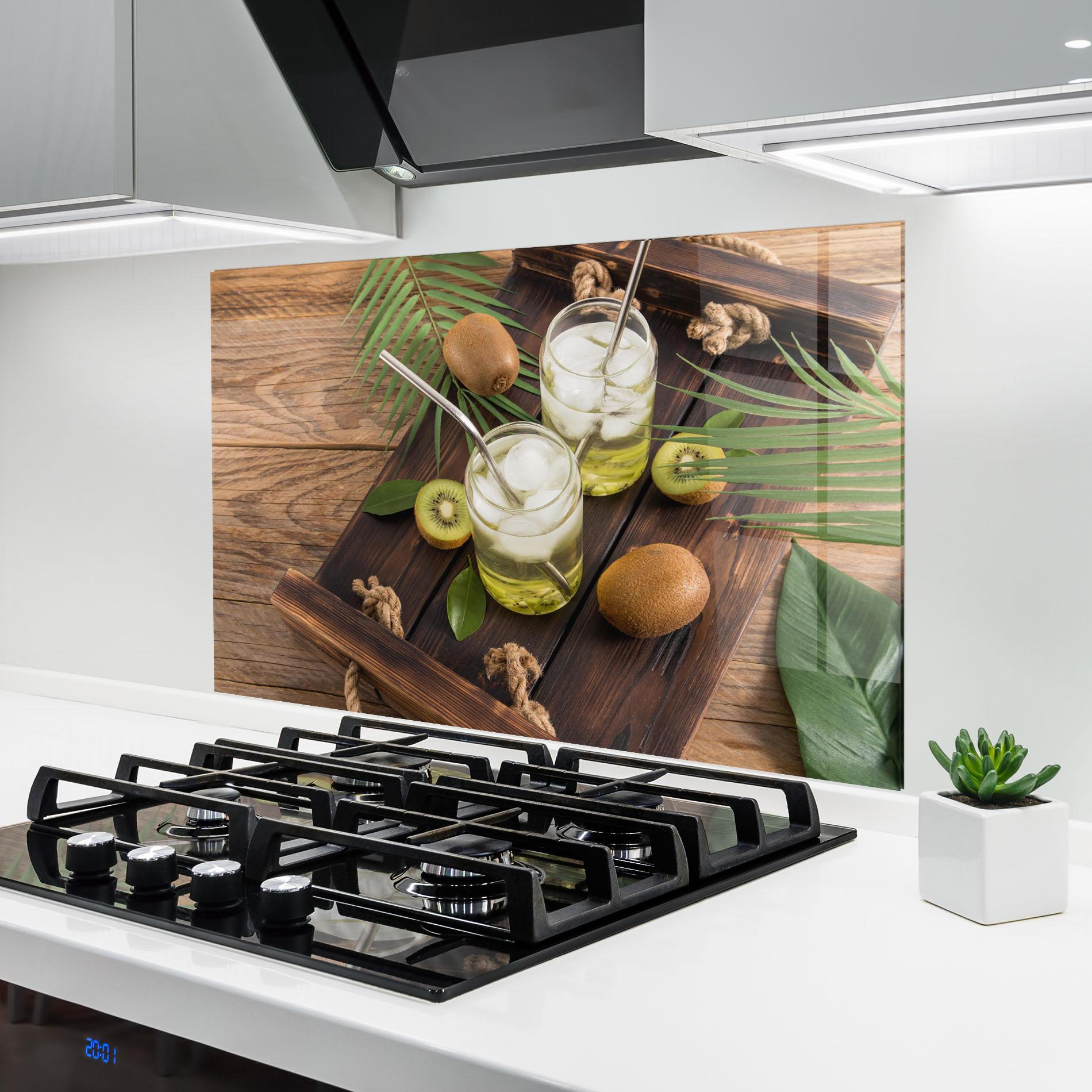 Küchenrückwand Glas Kiwi Drinks mockup 6