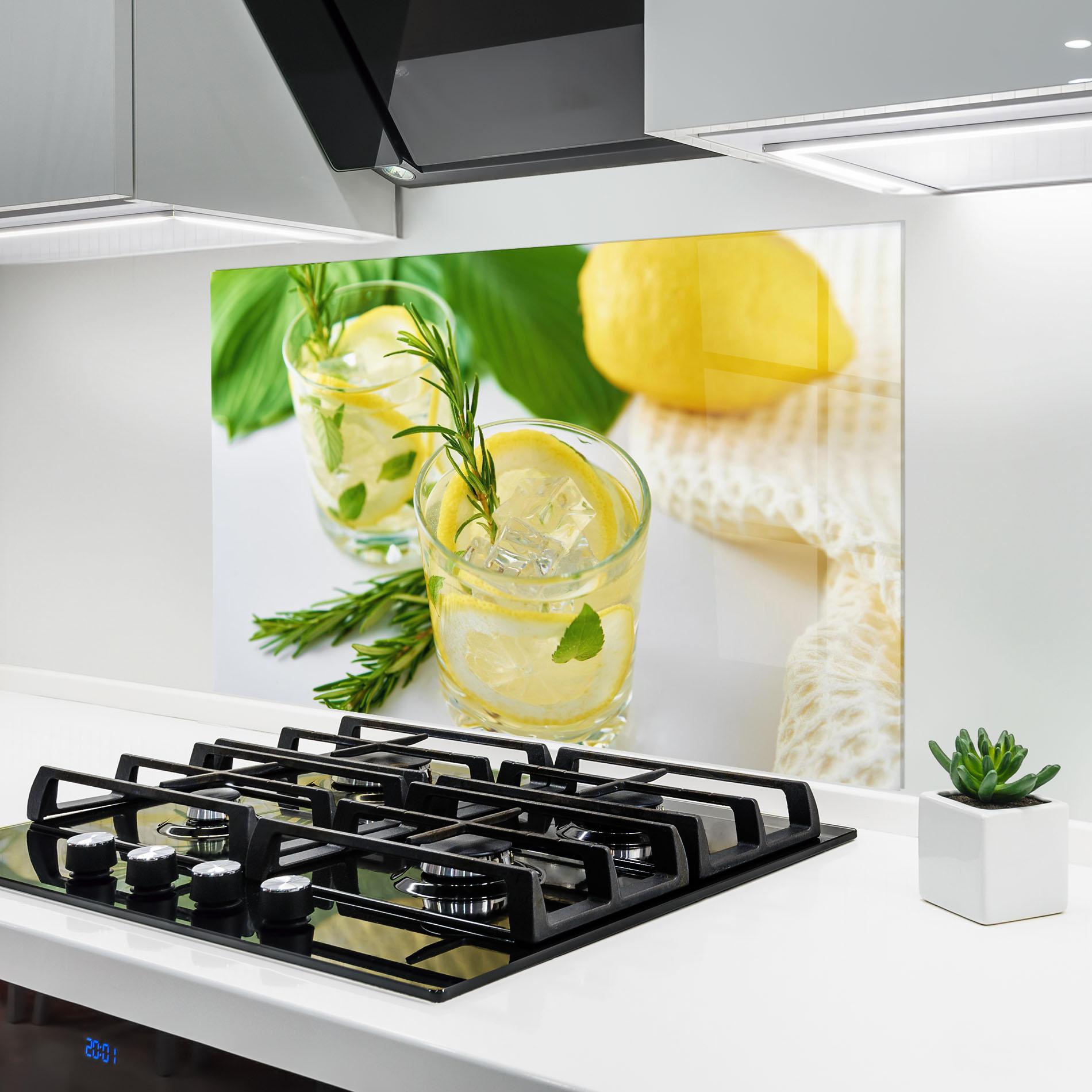 Küchenrückwand Glas Lemon Rosemary Drink mockup 6