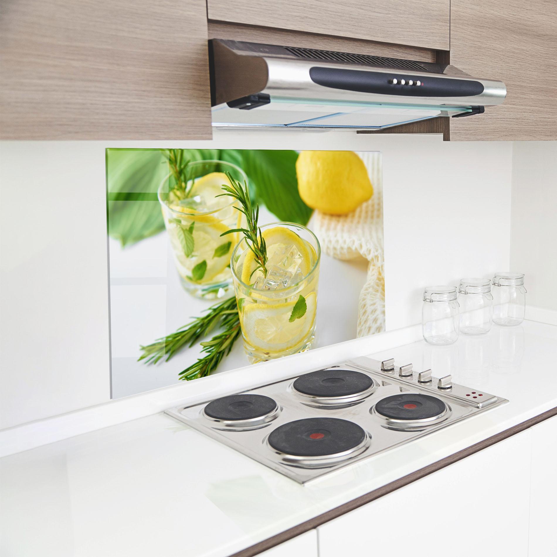 Küchenrückwand Glas Lemon Rosemary Drink mockup 8