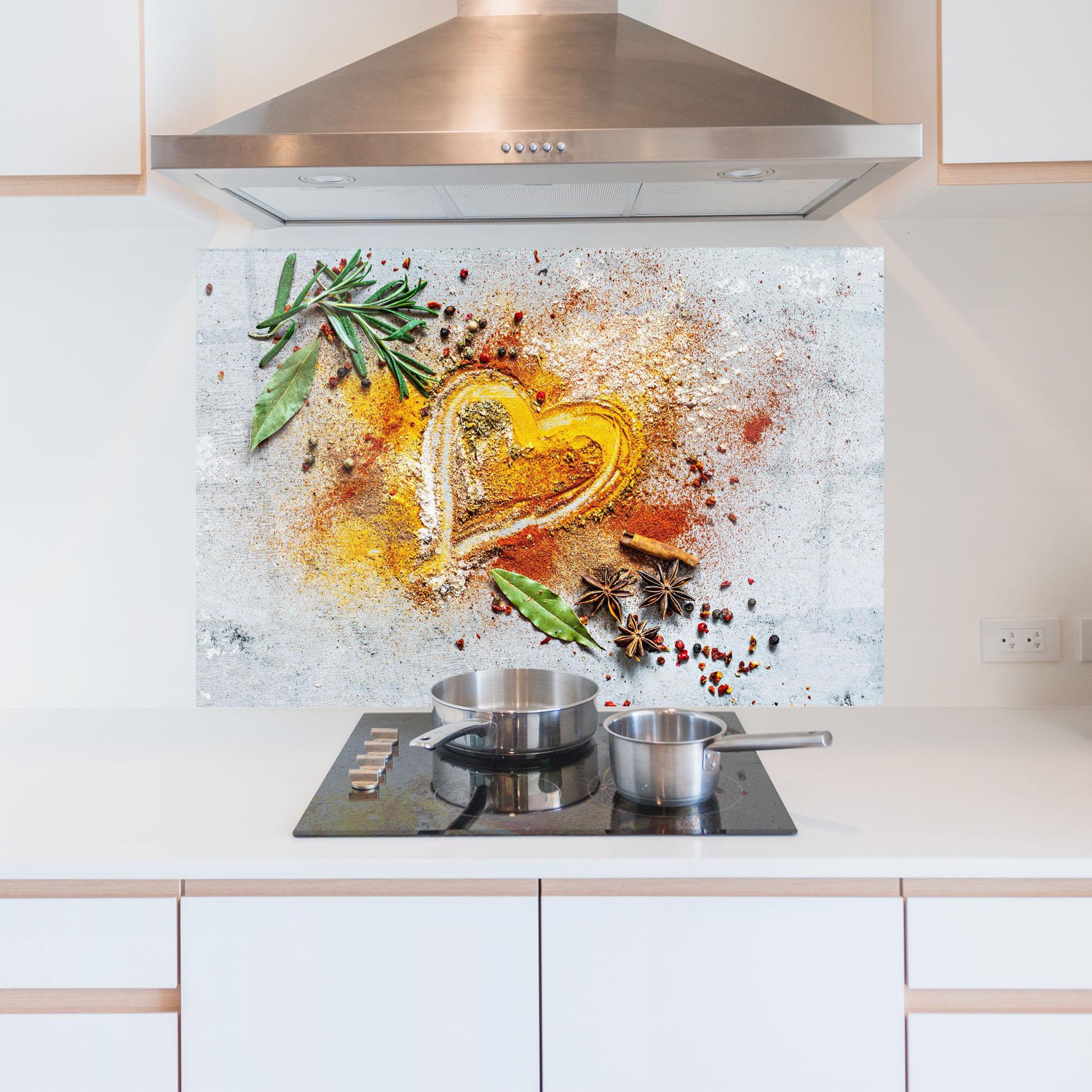 Küchenrückwand Glas Heart Spice Powders mockup 5