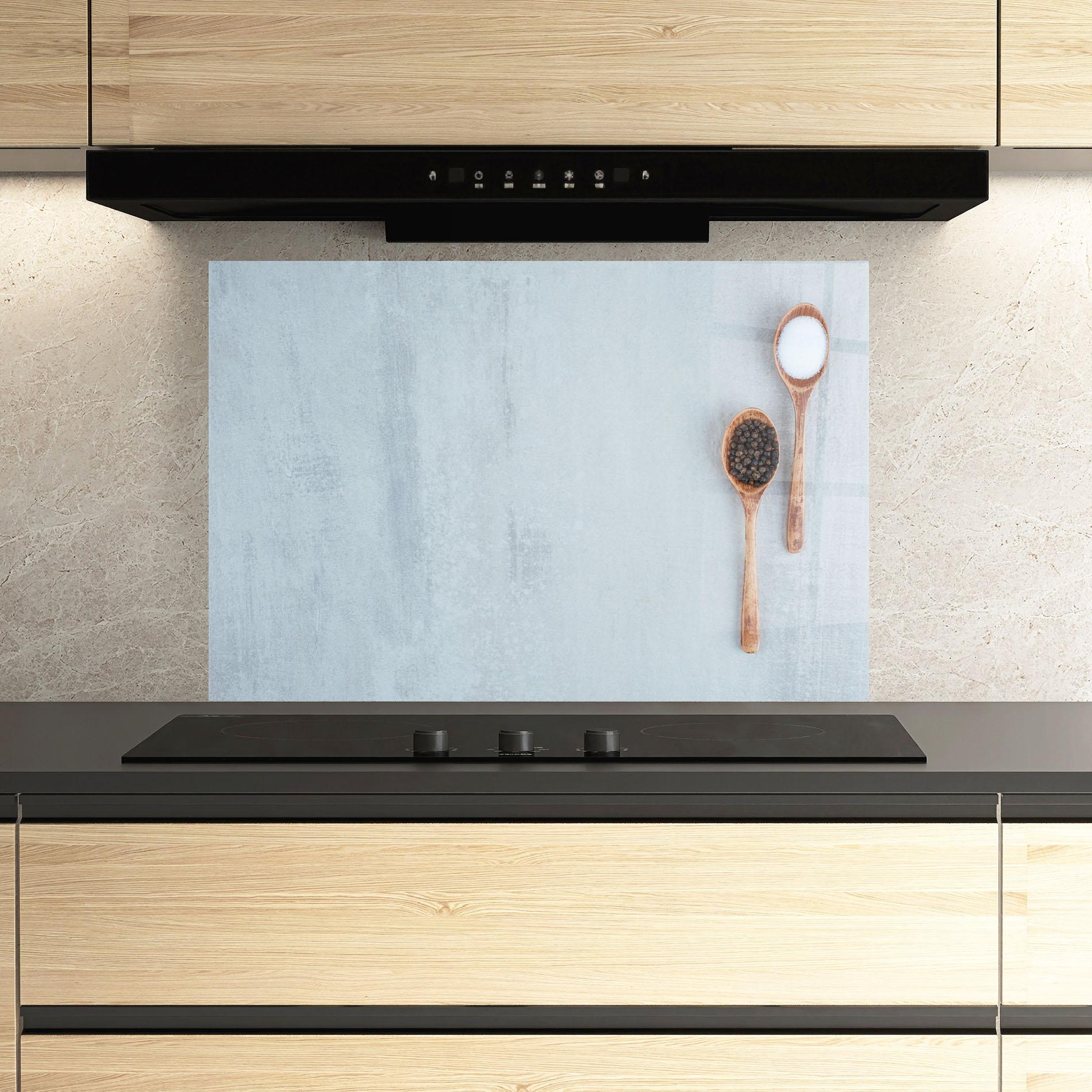 Küchenrückwand Glas Salt Pepper Spoons mockup 3