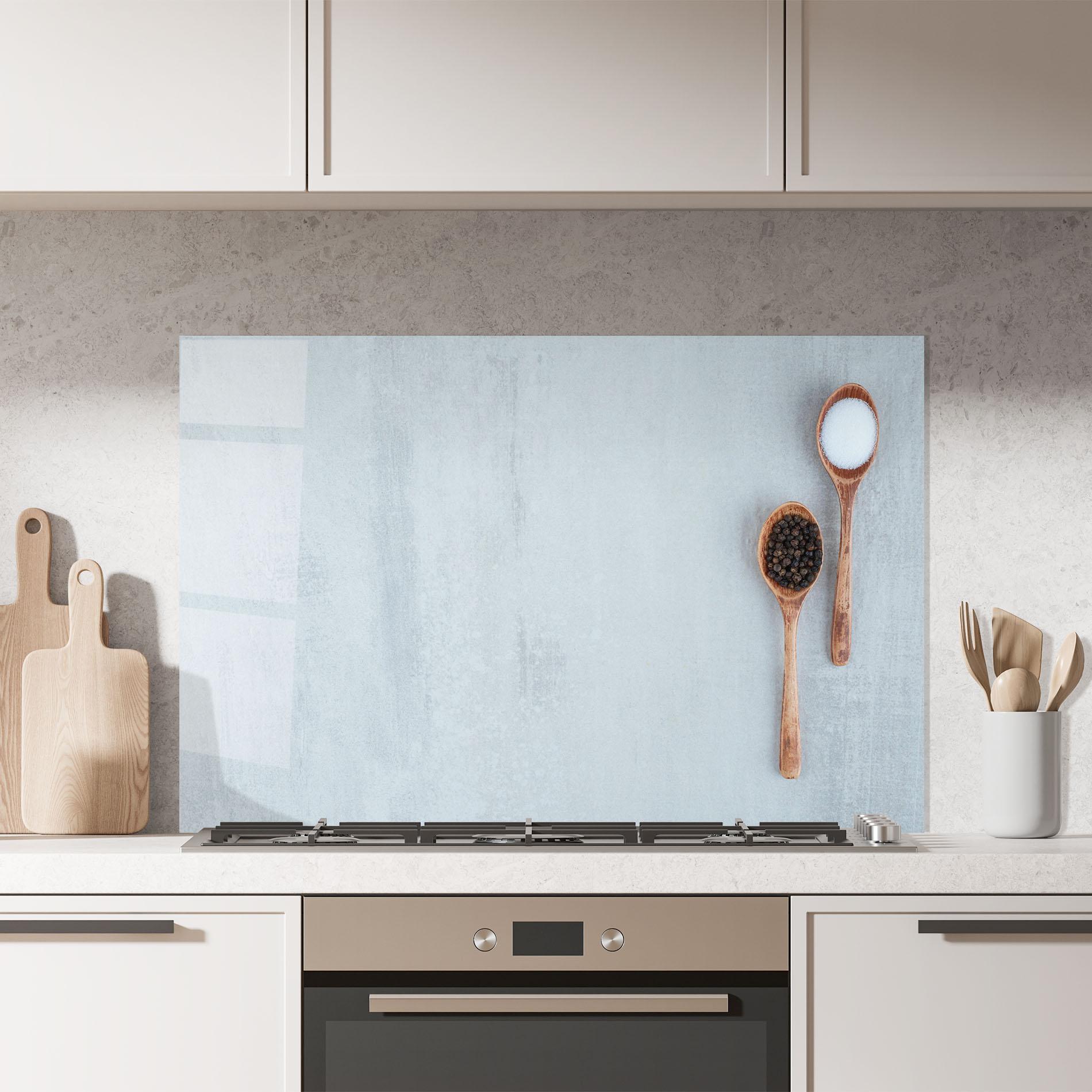 Küchenrückwand Glas Salt Pepper Spoons mockup 7