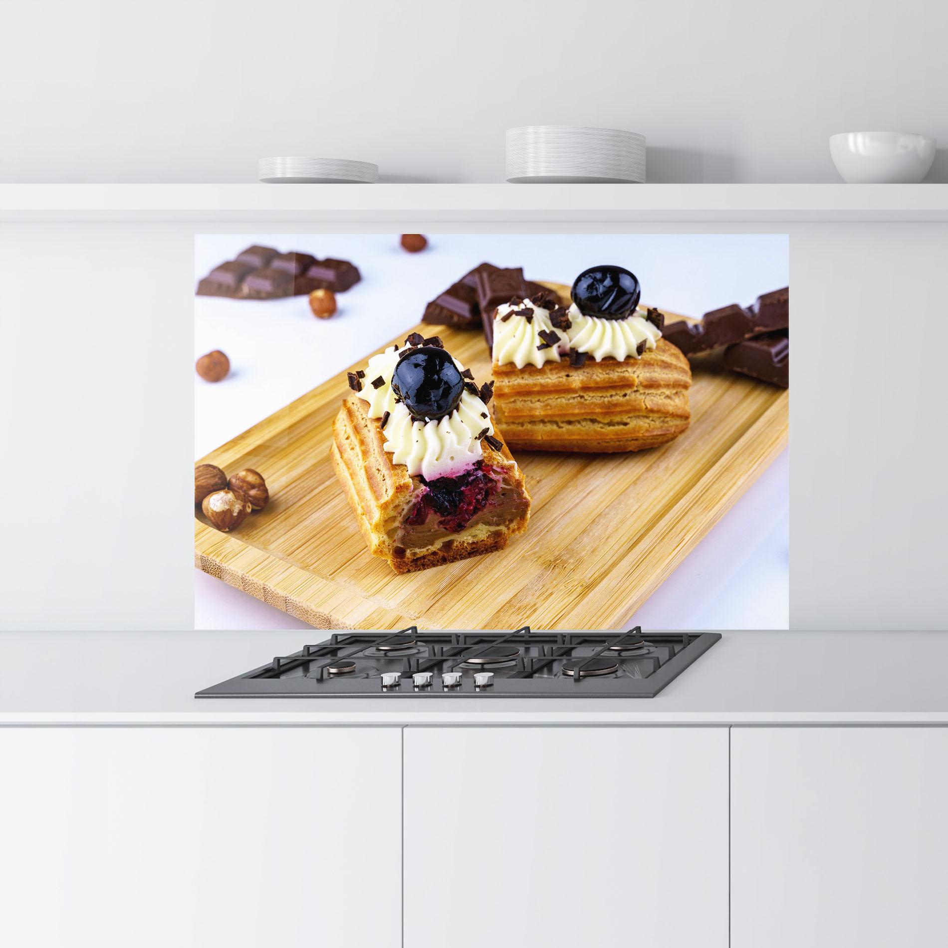 Küchenrückwand Glas Blueberry Eclair mockup 9