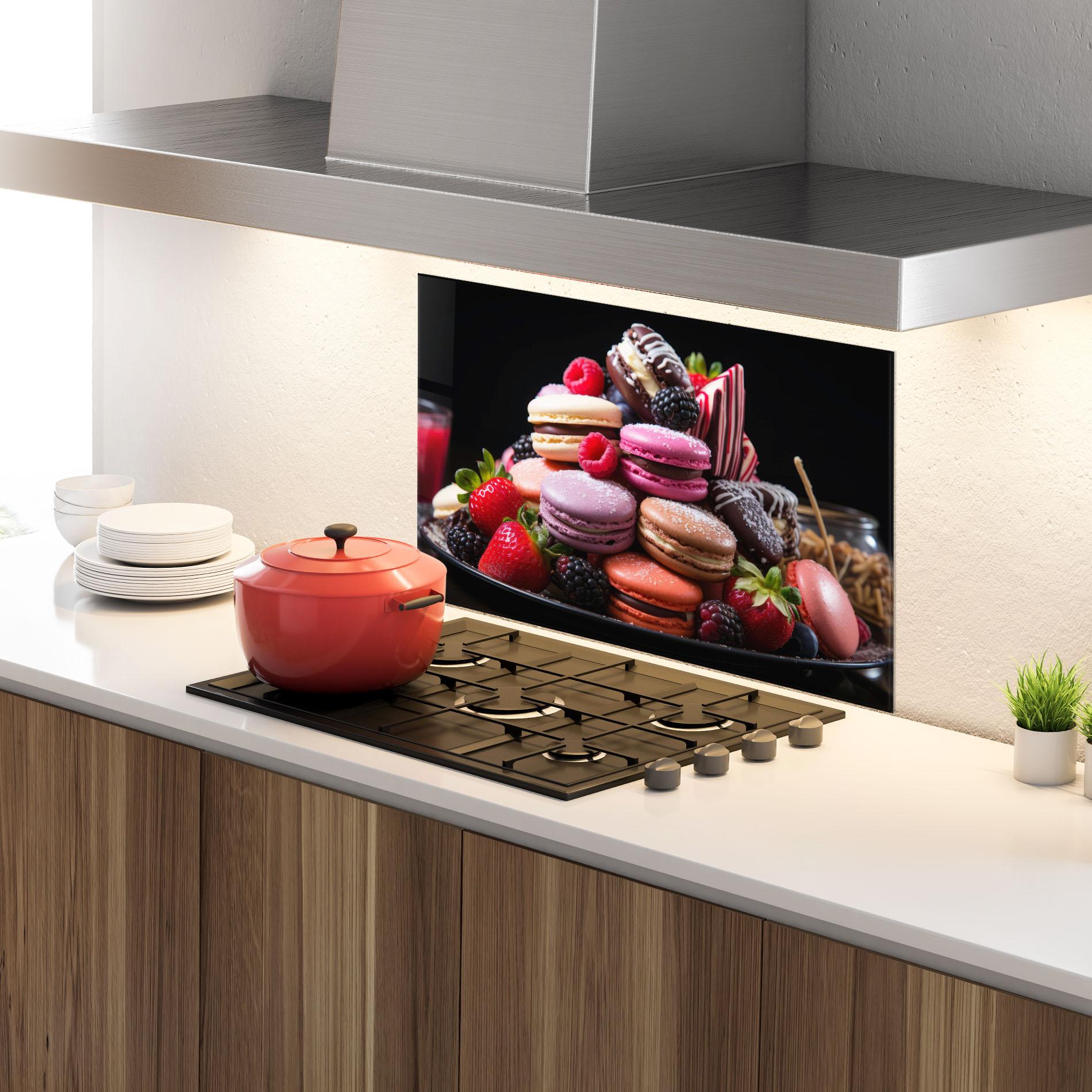 Küchenrückwand Glas Berries Macarons mockup 4