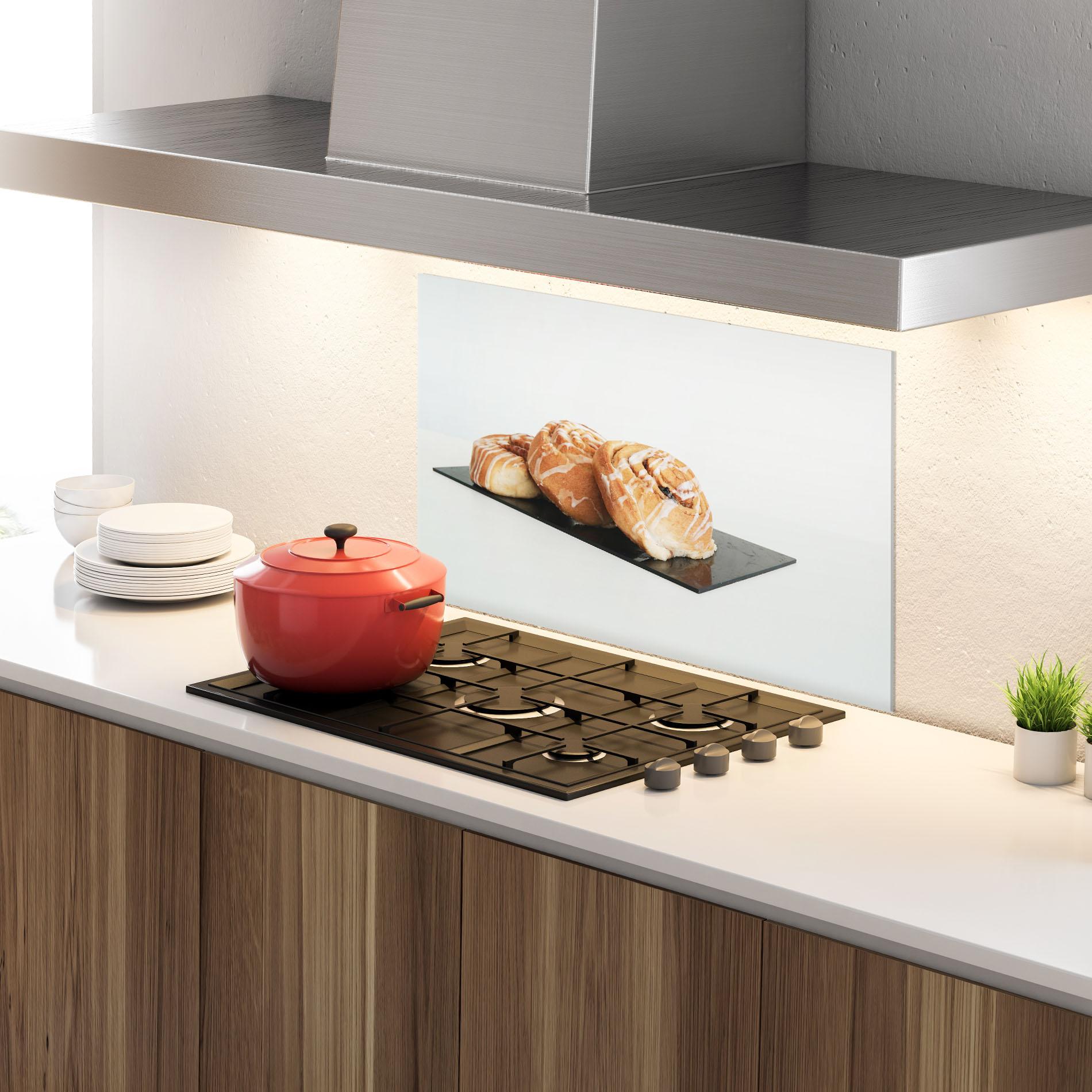 Küchenrückwand Glas Cinnamon Rolls mockup 4