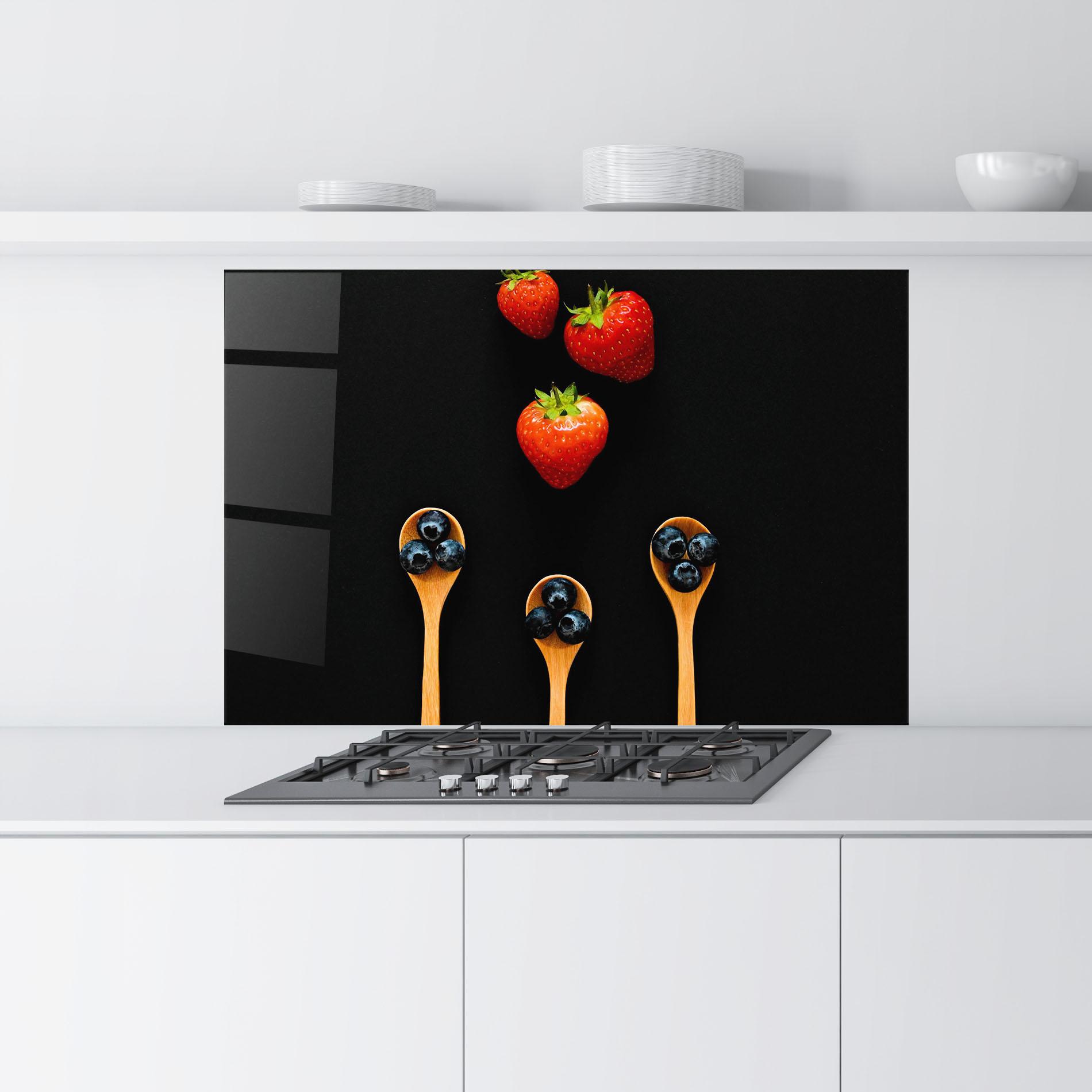 Küchenrückwand Glas Strawberries And Blueberries mockup 9
