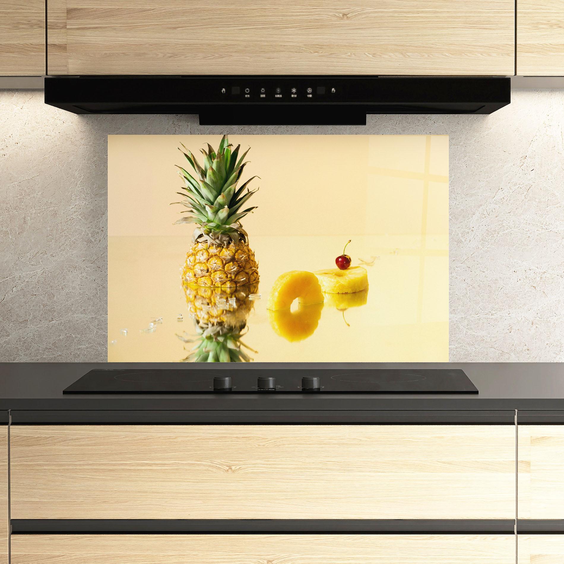 Küchenrückwand Glas Cut Pineapple mockup 3