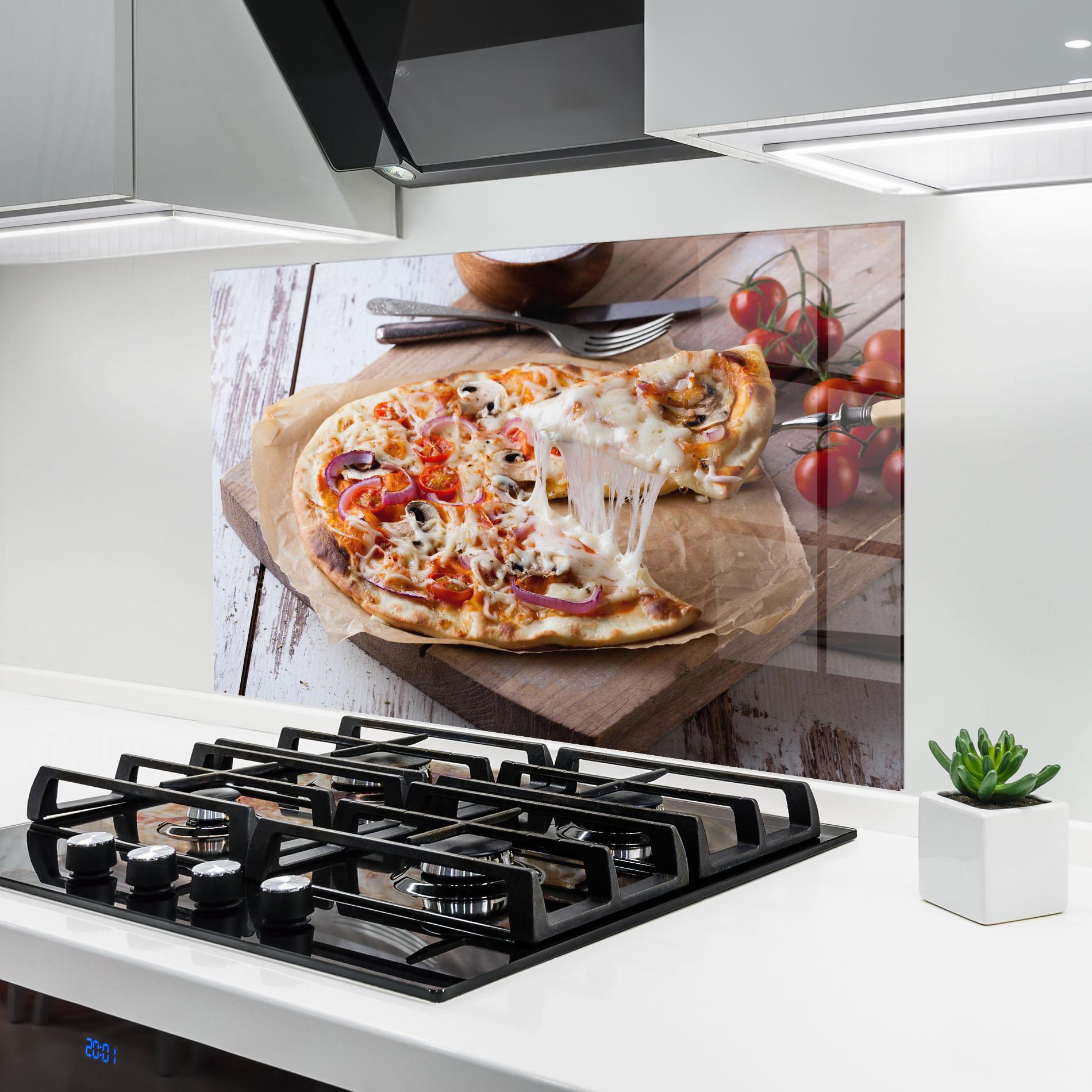 Küchenrückwand Glas Pizza mockup 6