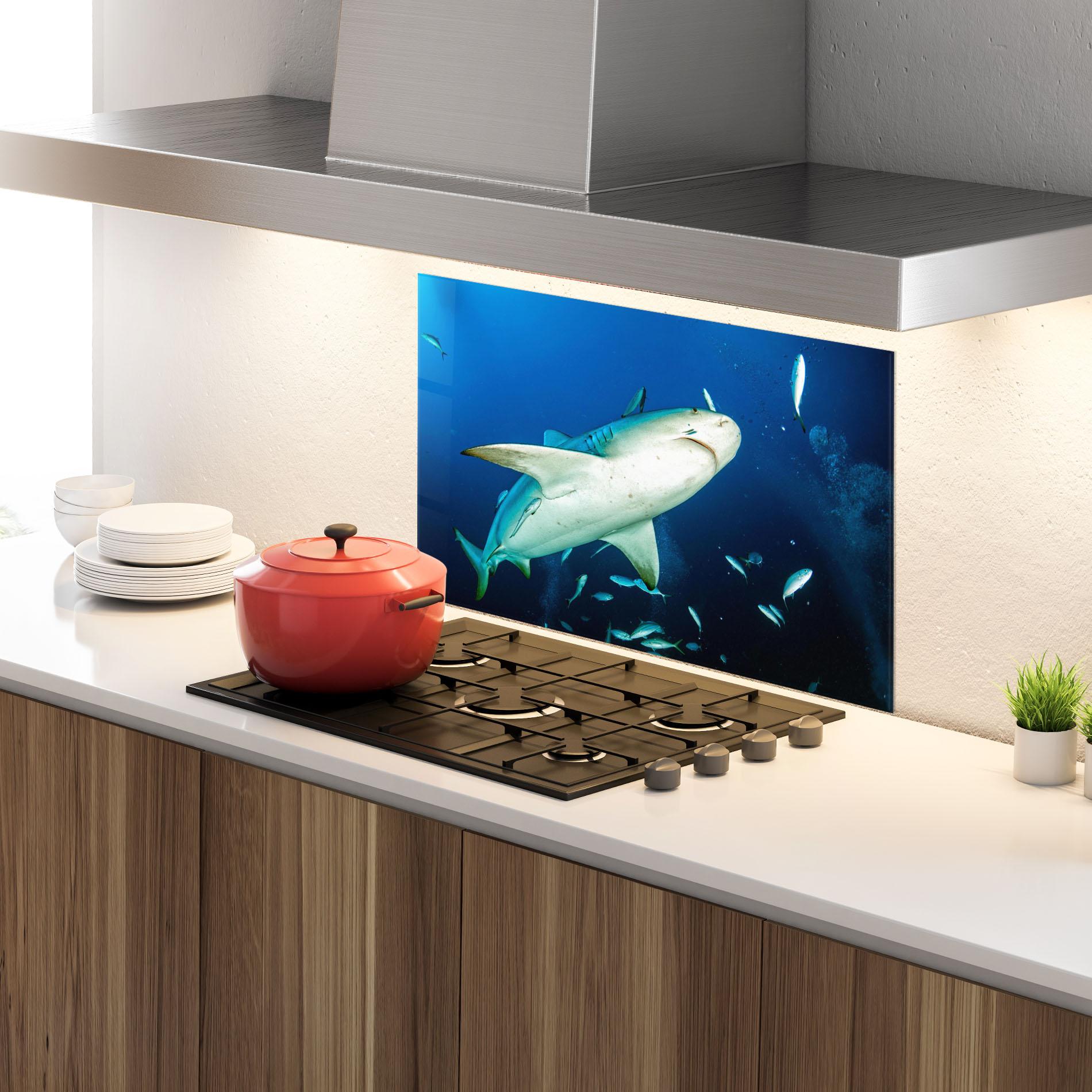 Küchenrückwand Glas Bull Shark mockup 4