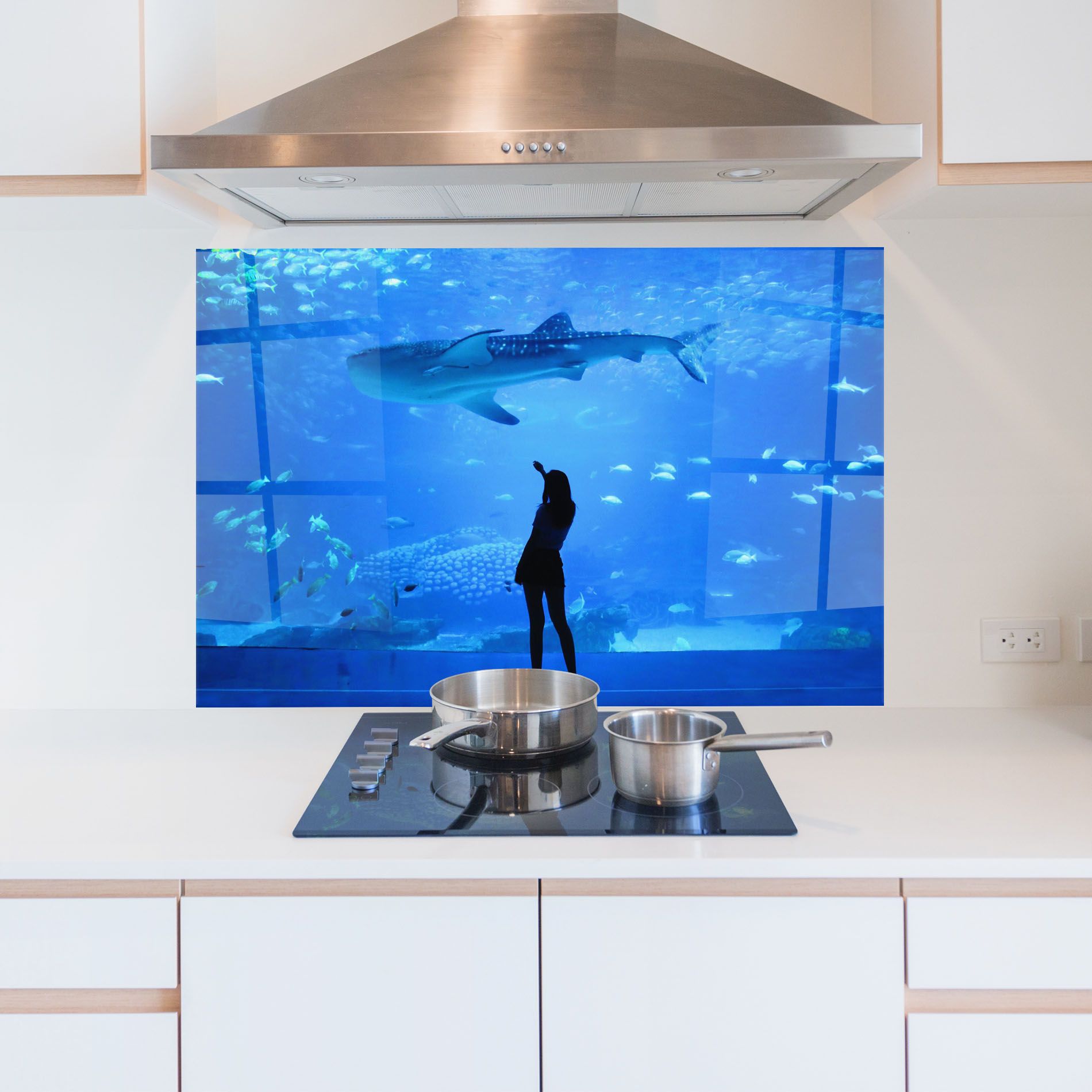 Aquarium Girl mockup 5