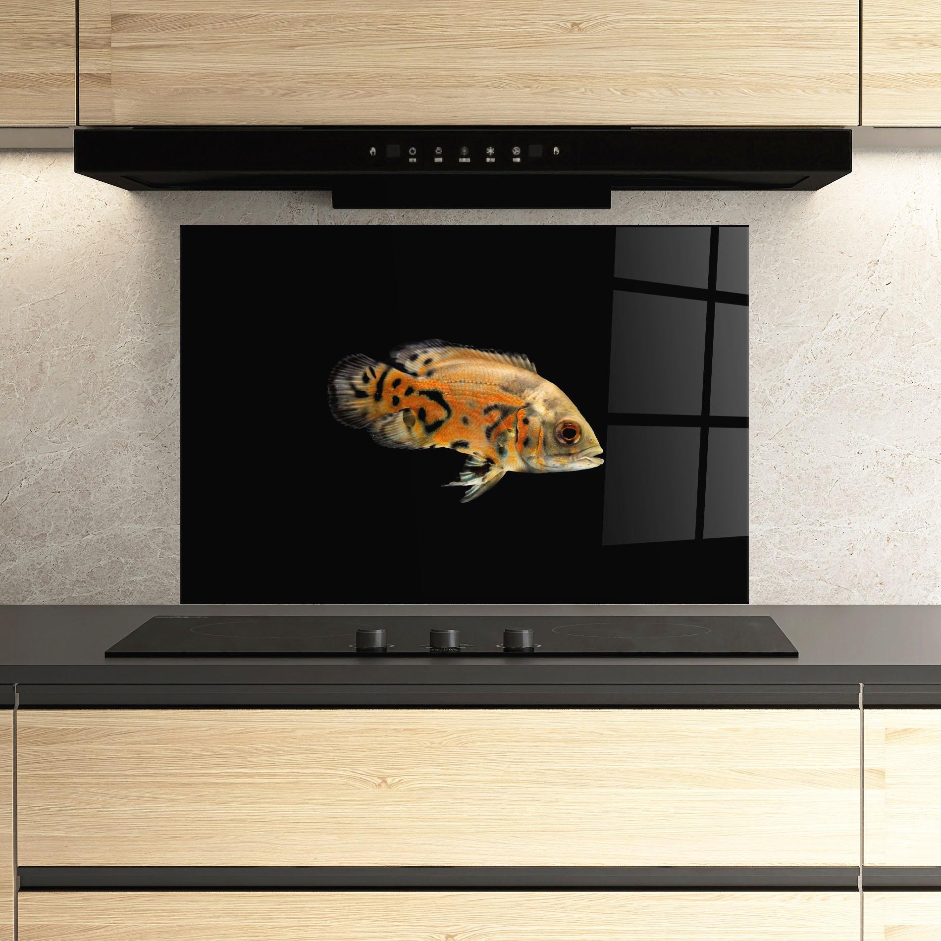 Küchenrückwand Glas Cute Brown Fish mockup 3
