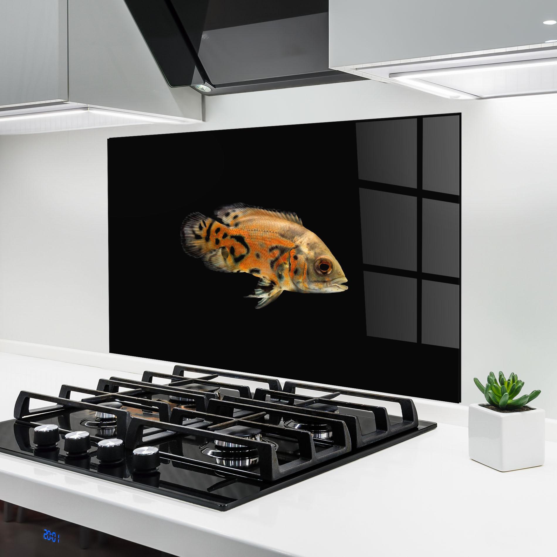 Küchenrückwand Glas Cute Brown Fish mockup 6
