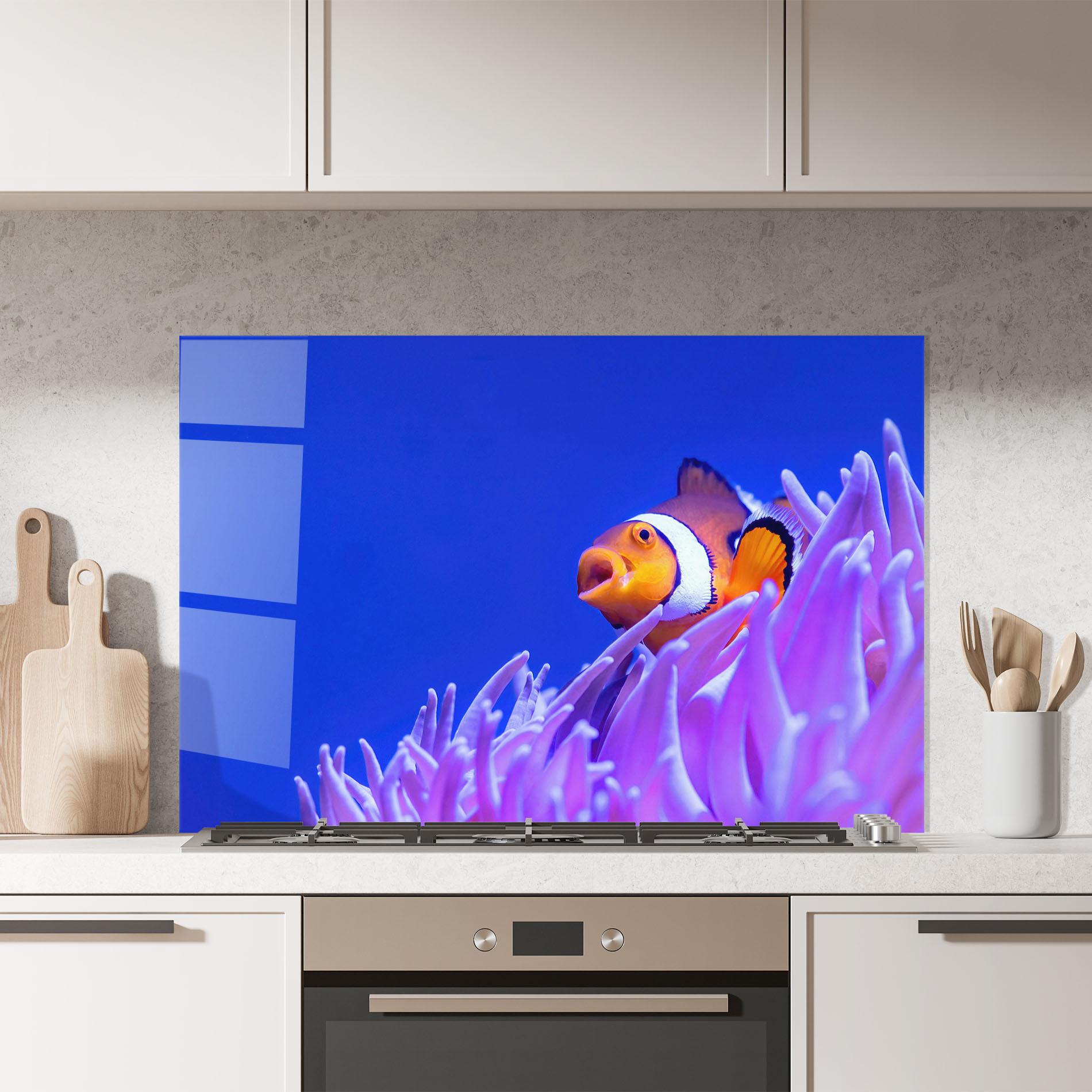 Küchenrückwand Glas Hungry Nemo mockup 7
