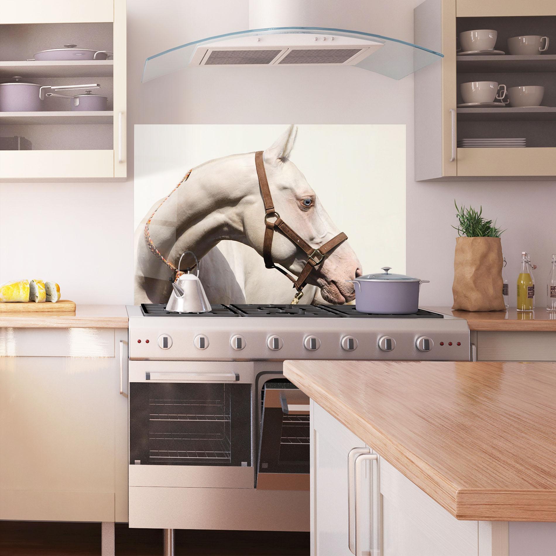 Küchenrückwand Glas Blue Eye Horse mockup 1