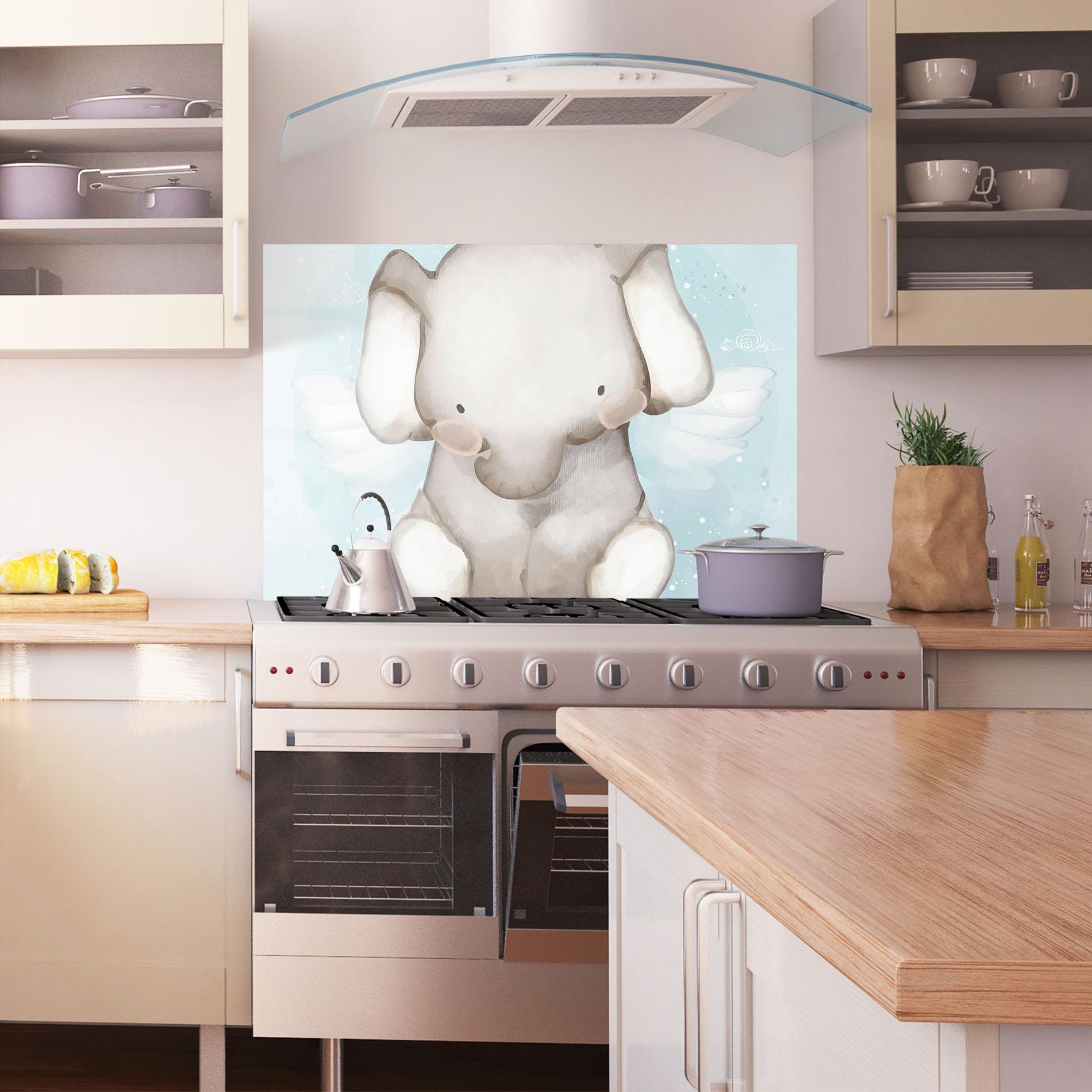 Küchenrückwand Glas Elephant On Blue mockup 1