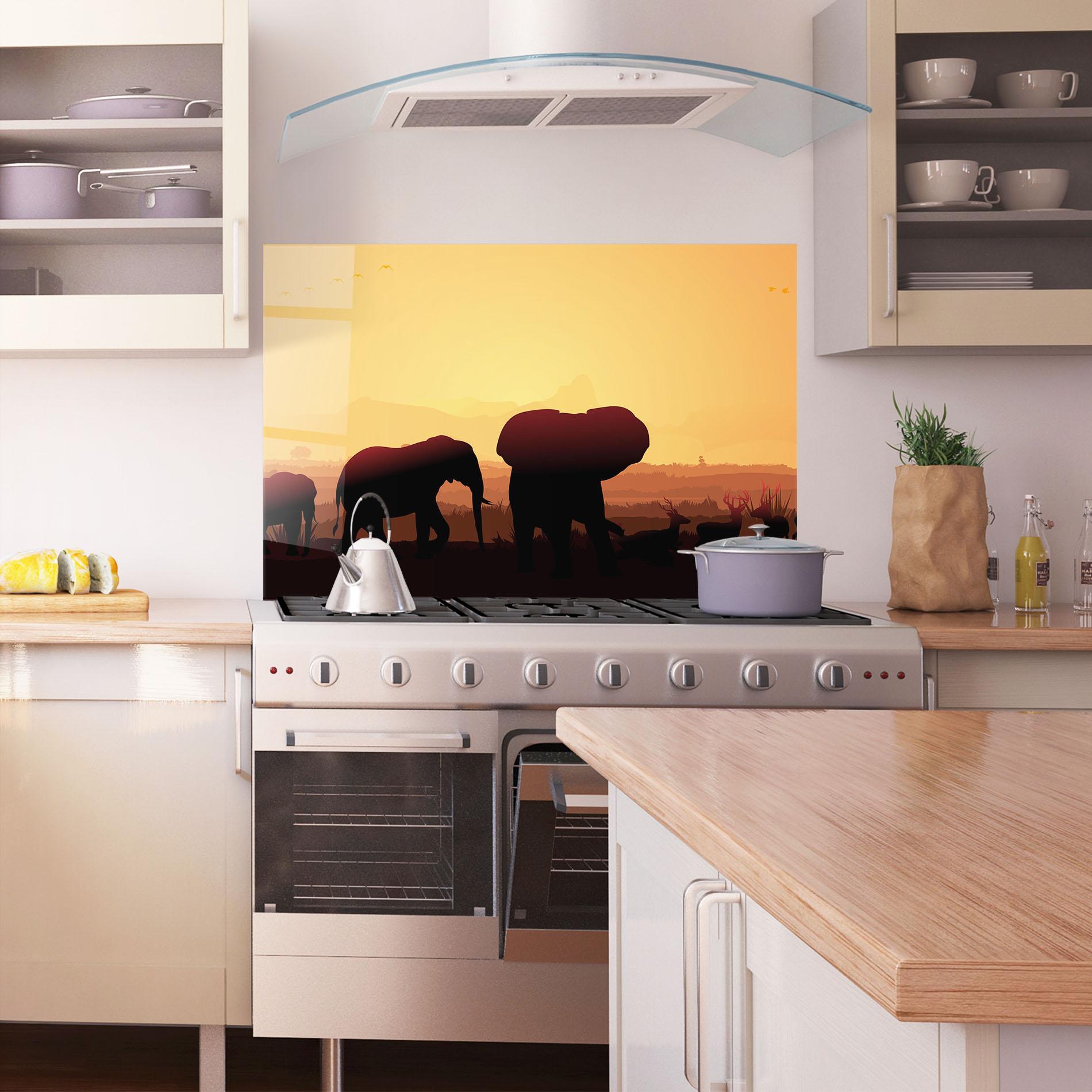 Küchenrückwand Glas Elephant Shilouette Sunset mockup 1