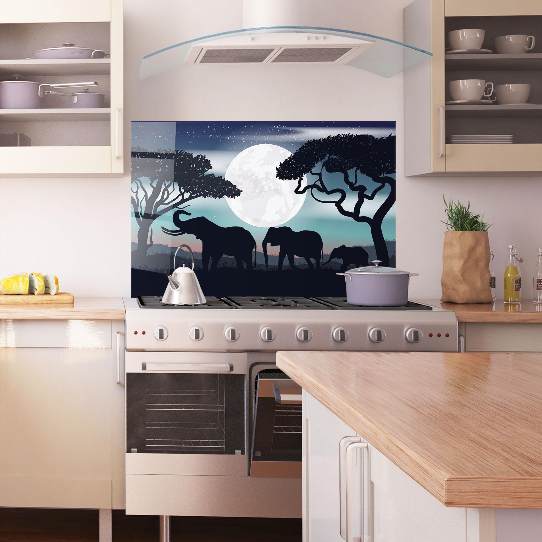 Küchenrückwand Glas Moon Elephant mockup 1