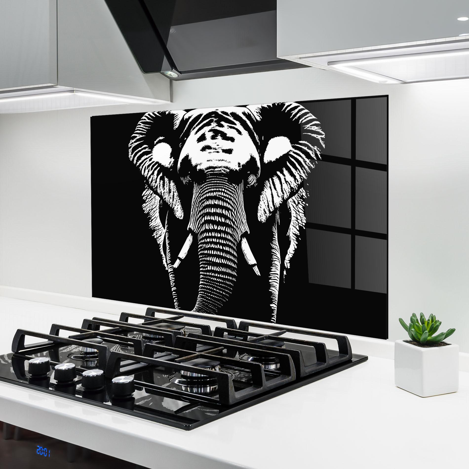 Küchenrückwand Glas Elephant Drawing mockup 6