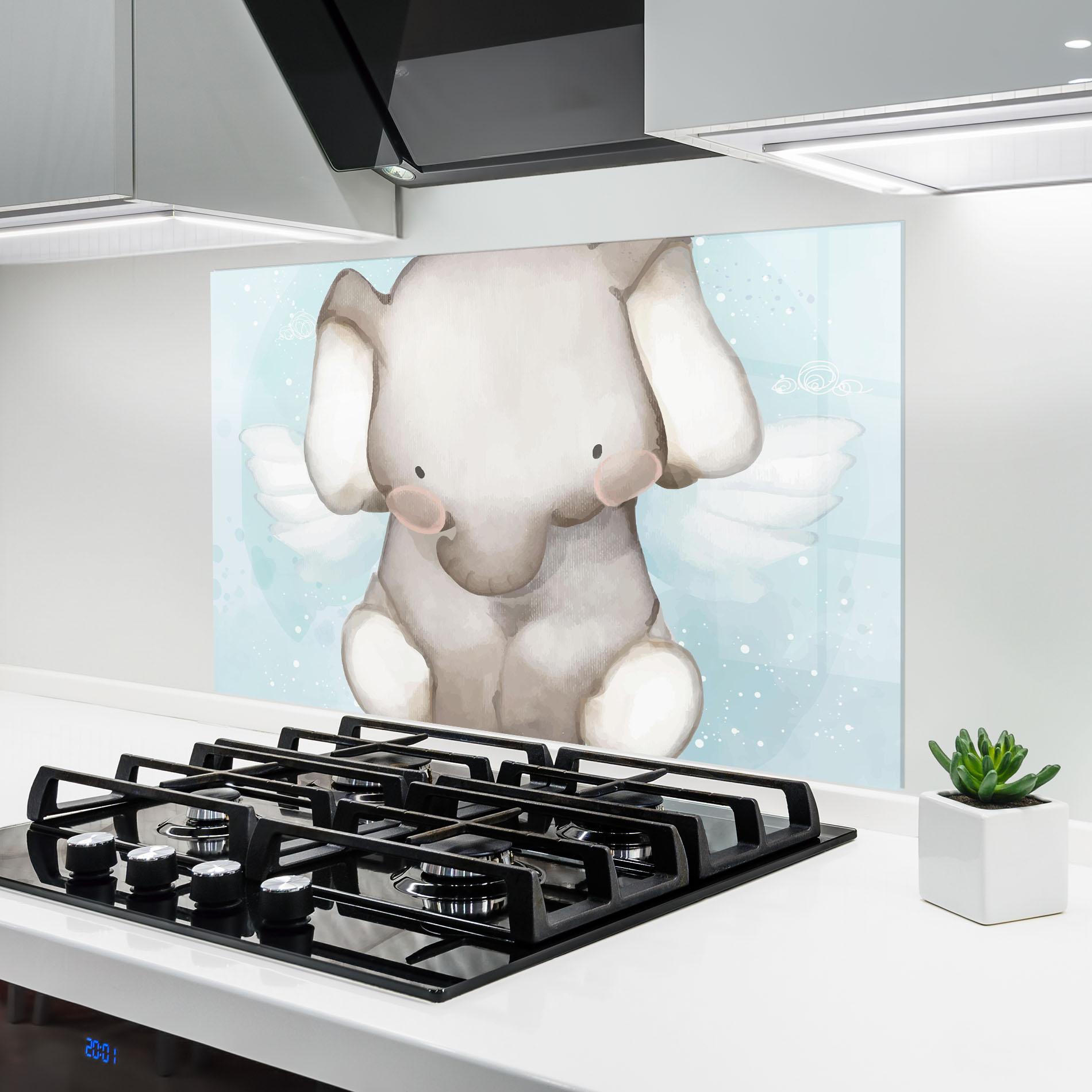 Küchenrückwand Glas Elephant On Blue mockup 6