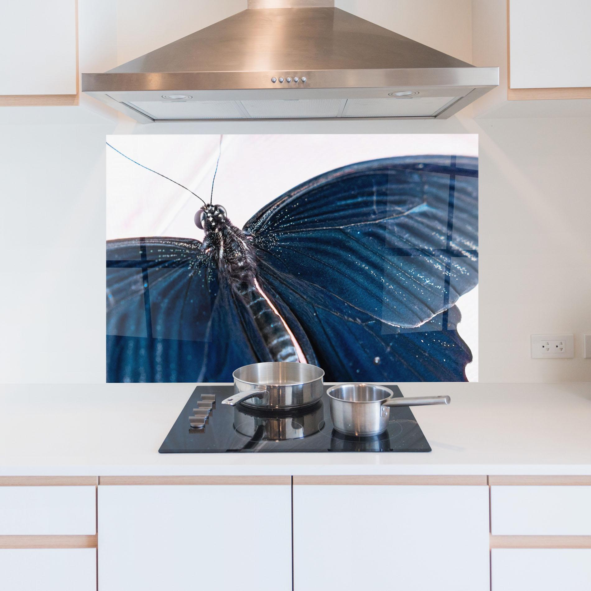 Küchenrückwand Glas Blue Butterfly mockup 5