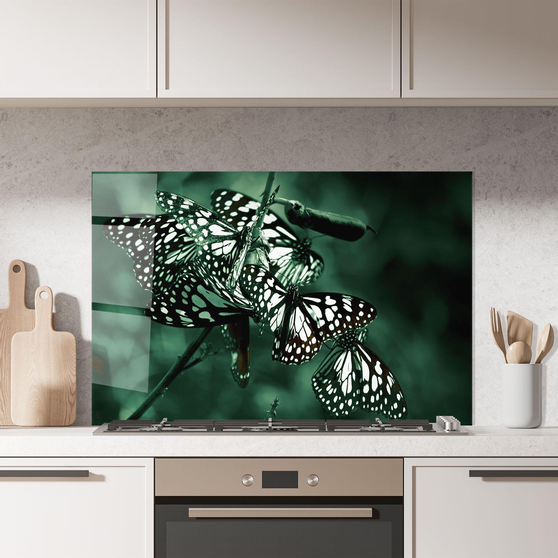Küchenrückwand Glas Black White Butterflies mockup 7