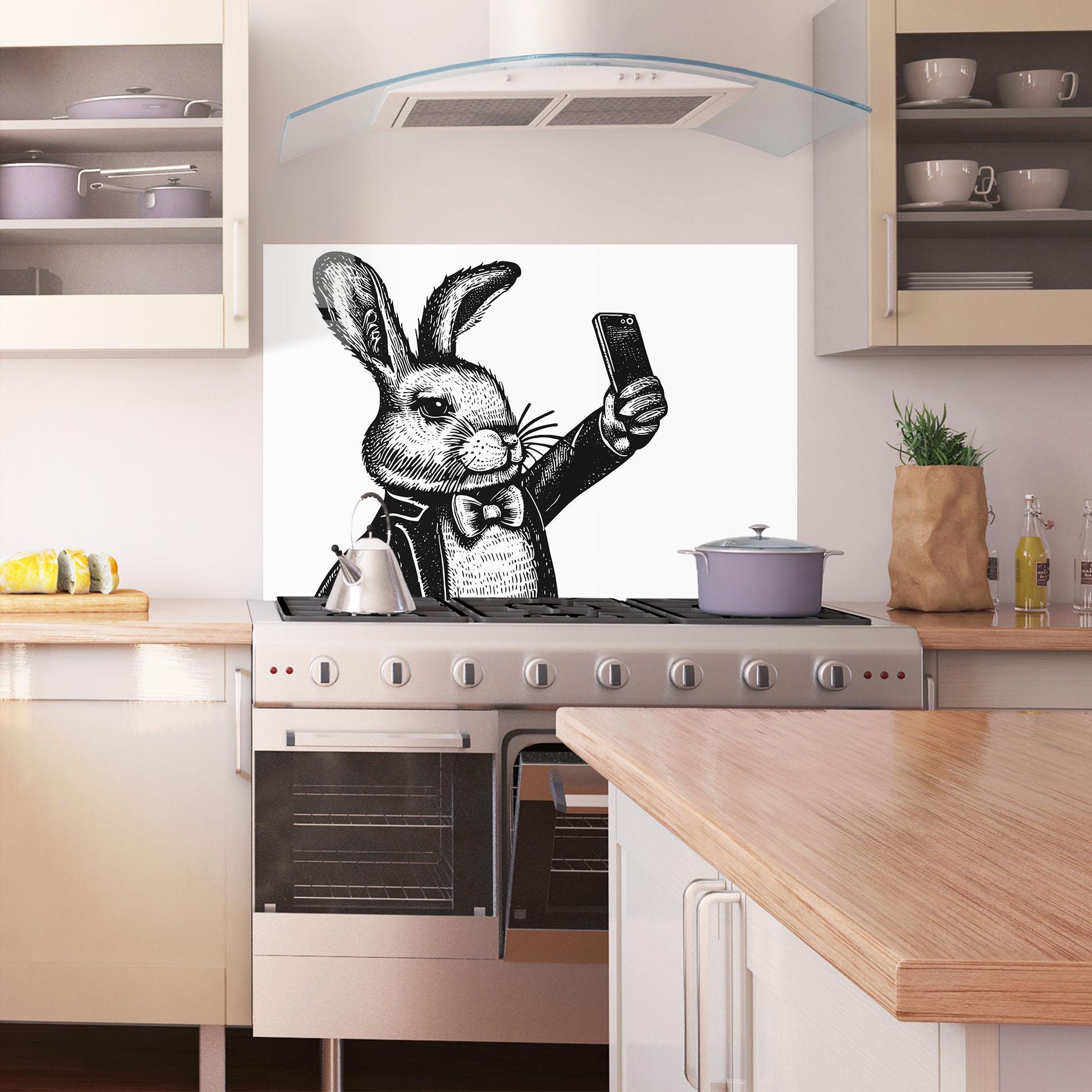 Küchenrückwand Glas Selfie Bunny mockup 1