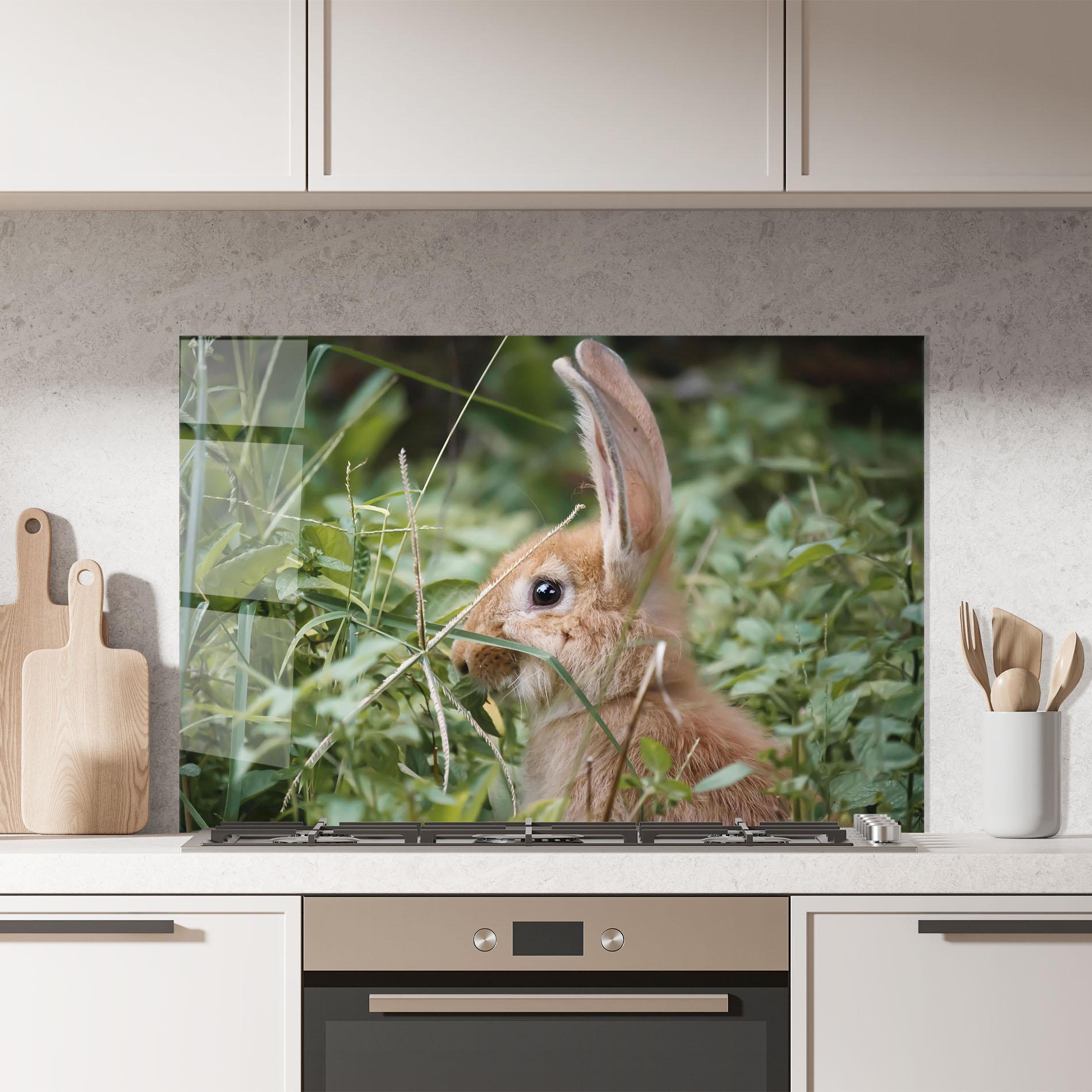 Küchenrückwand Glas Orange Bunny Hunting mockup 7