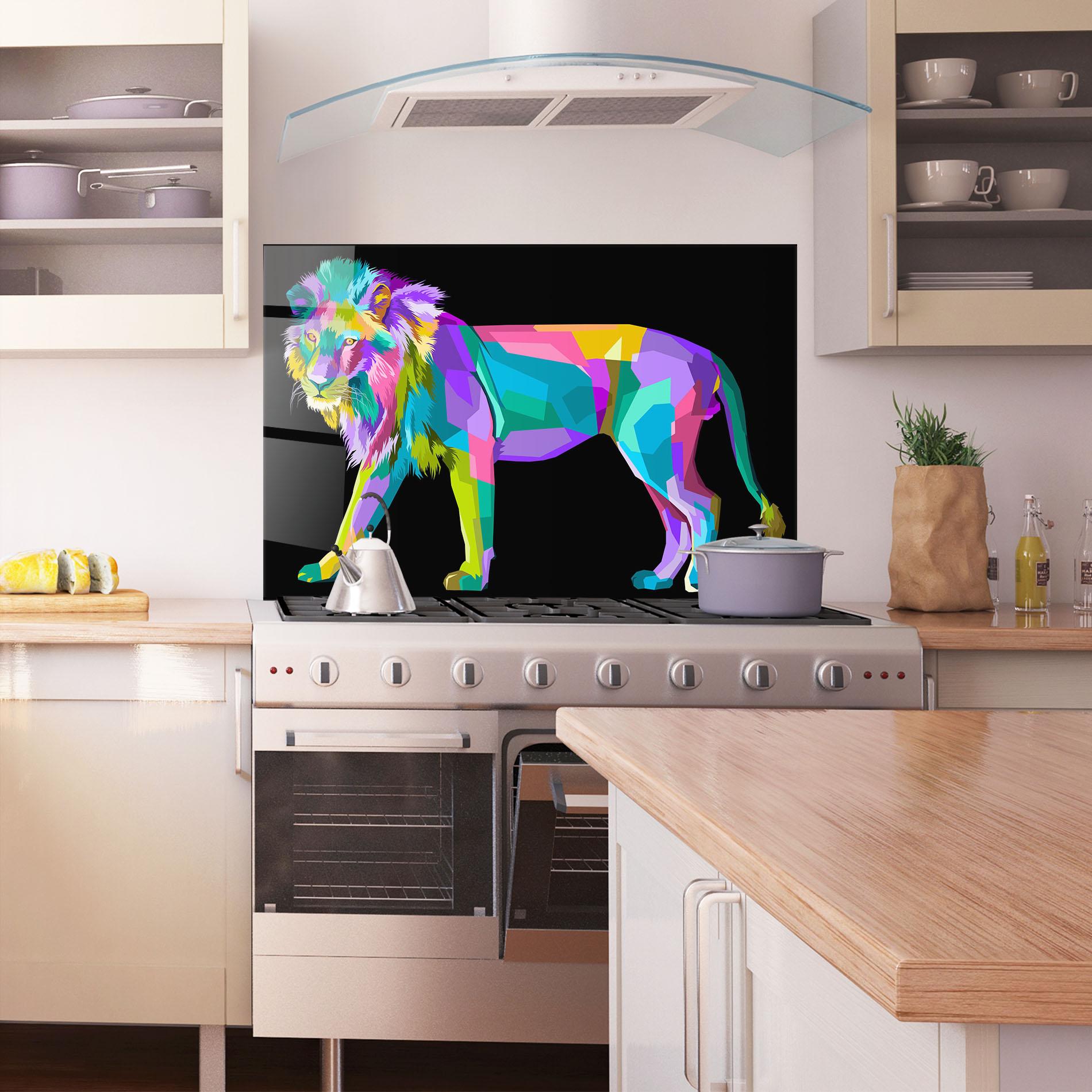 Küchenrückwand Glas Lion Walking mockup 1