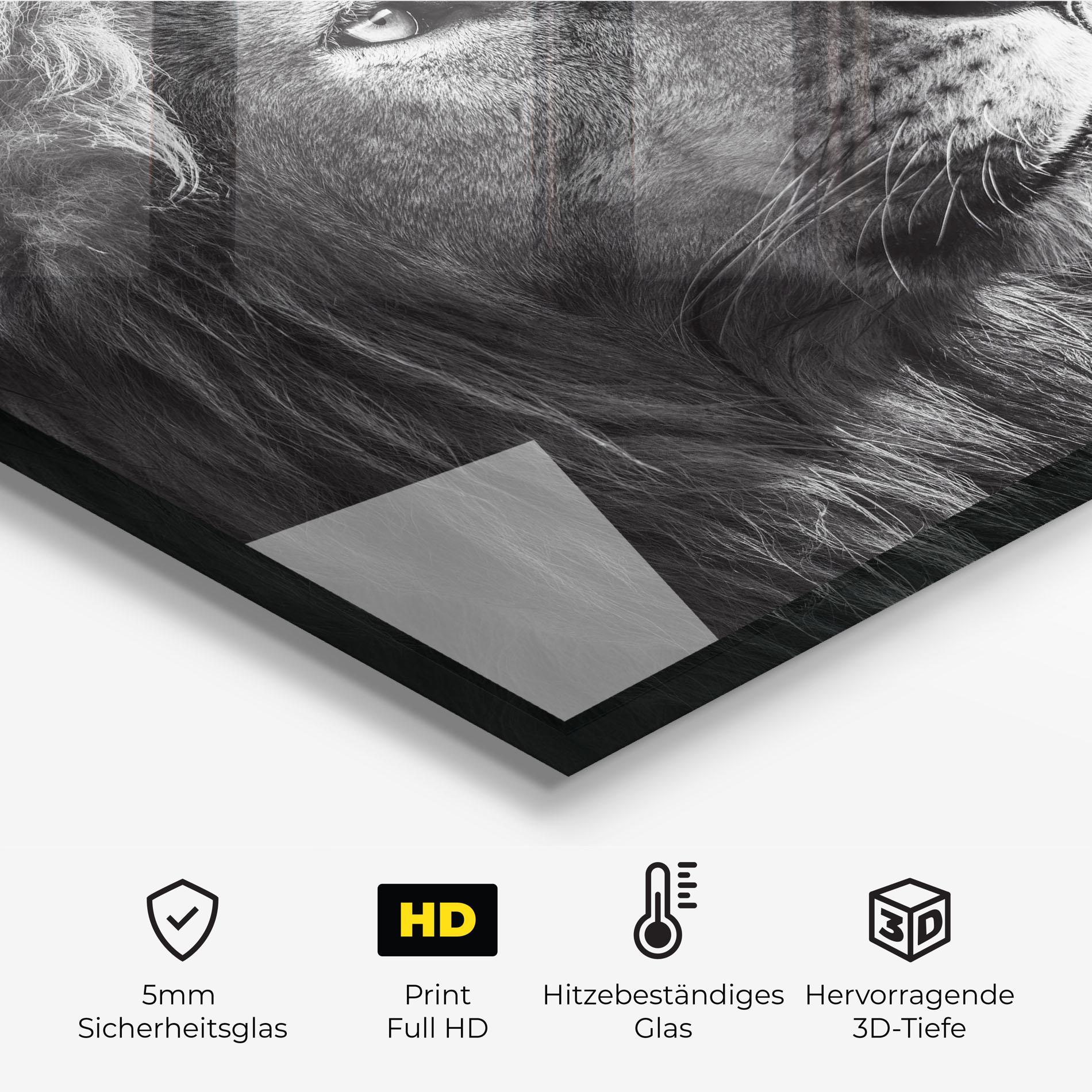 Küchenrückwand Glas Grey Lion Head mockup 2