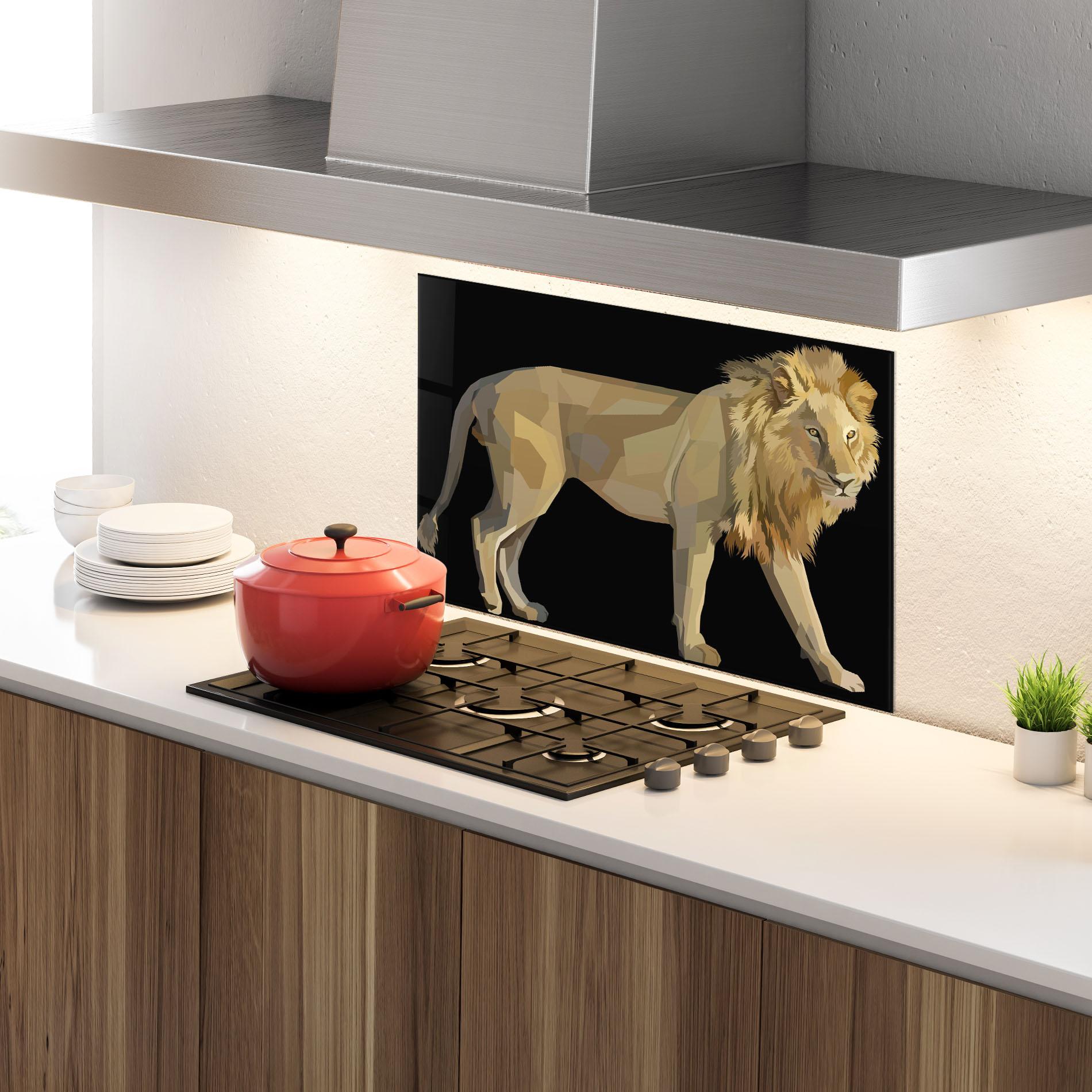 Küchenrückwand Glas Lion Art On Black mockup 4