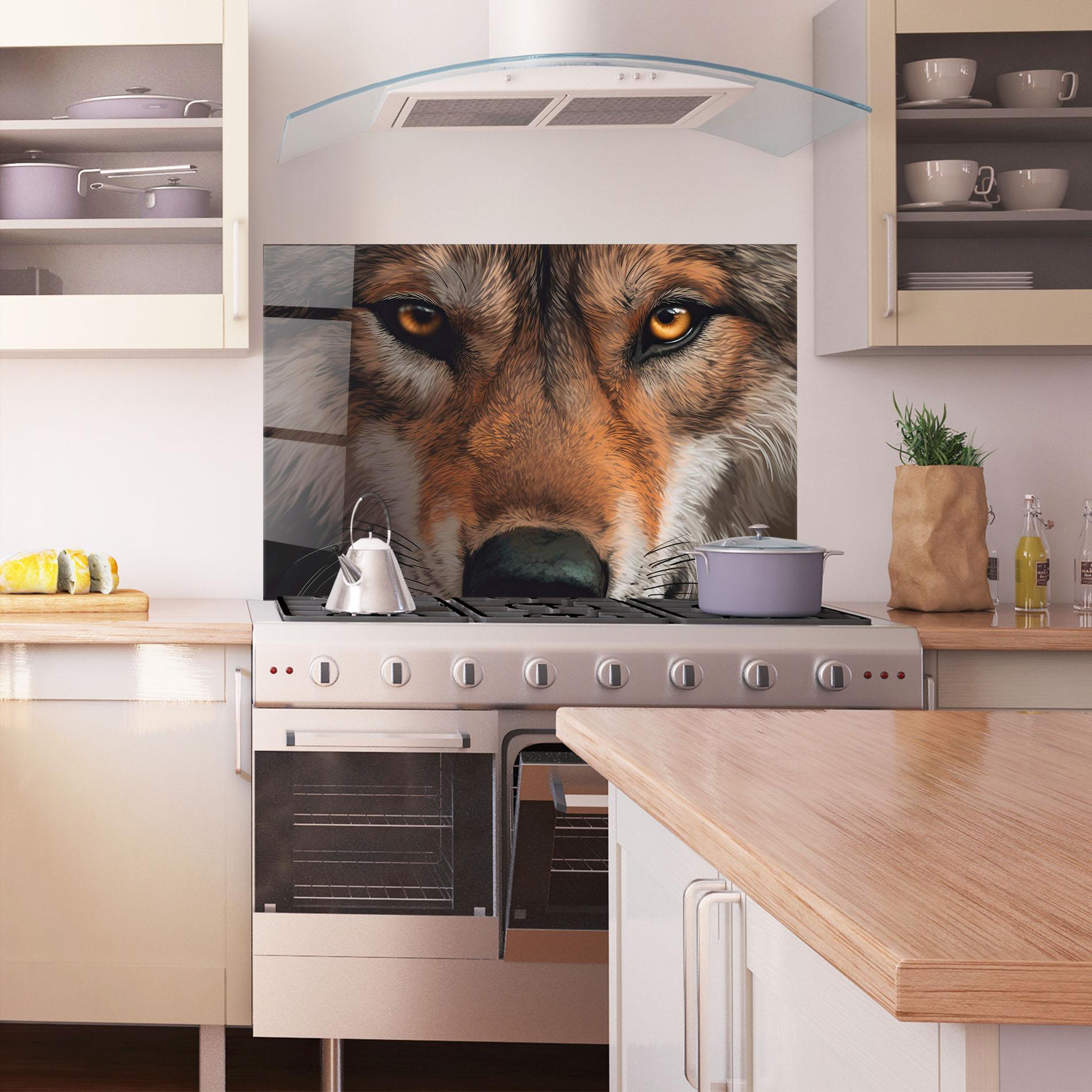 Küchenrückwand Glas Close Up Wolf Eyes mockup 1