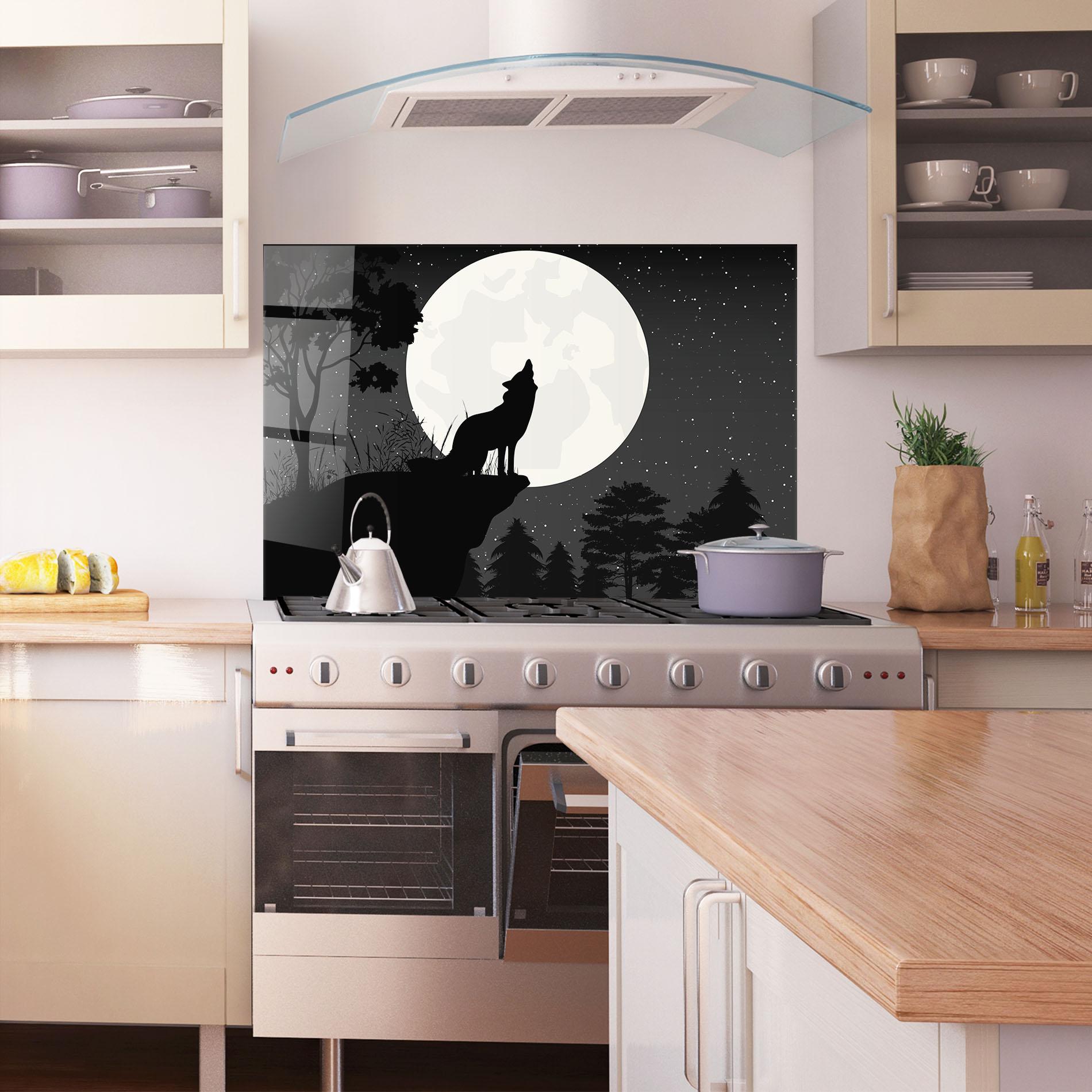 Küchenrückwand Glas Moon Wolf Silhouette mockup 1