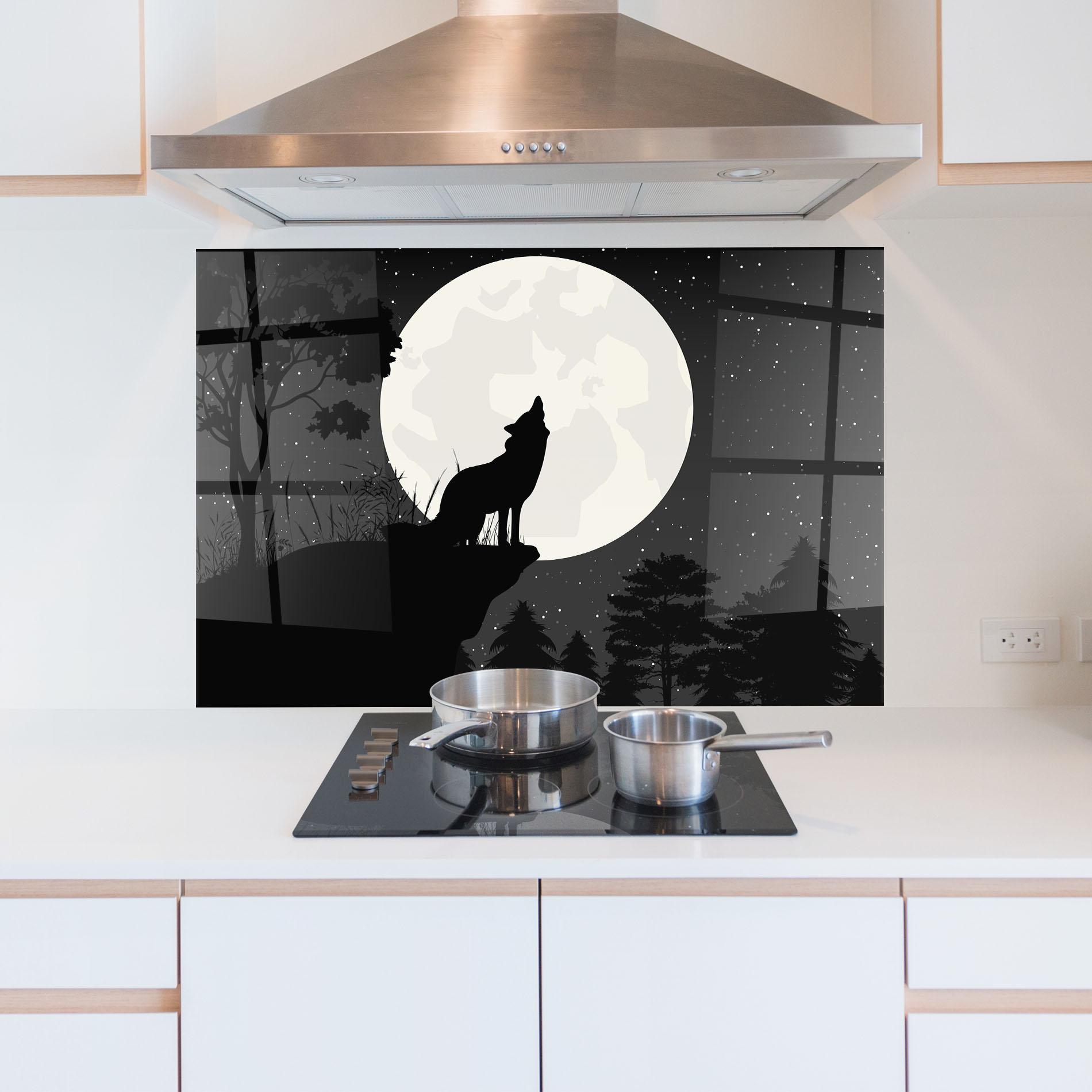 Küchenrückwand Glas Moon Wolf Silhouette mockup 5