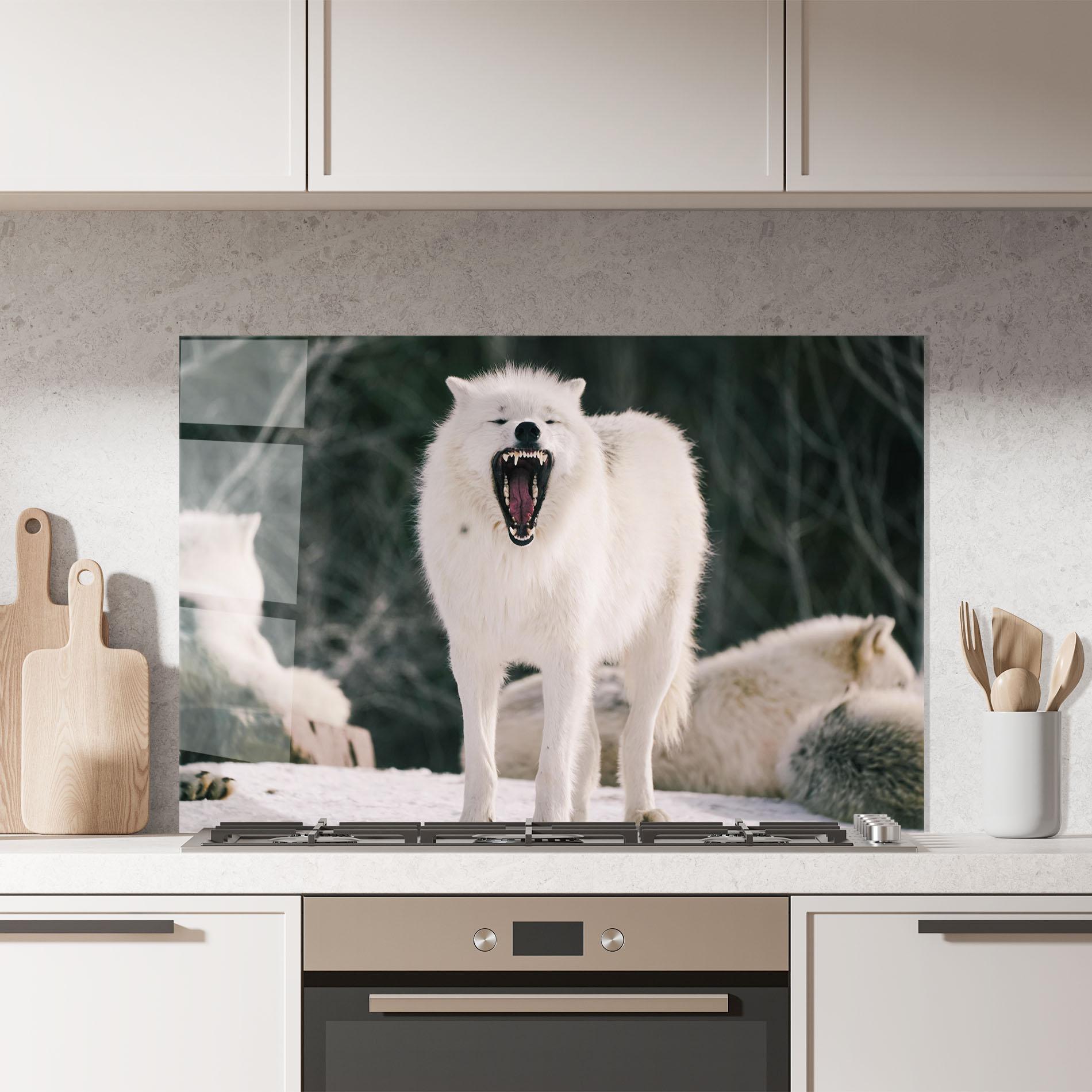 Küchenrückwand Glas Laughing White Wolf mockup 7