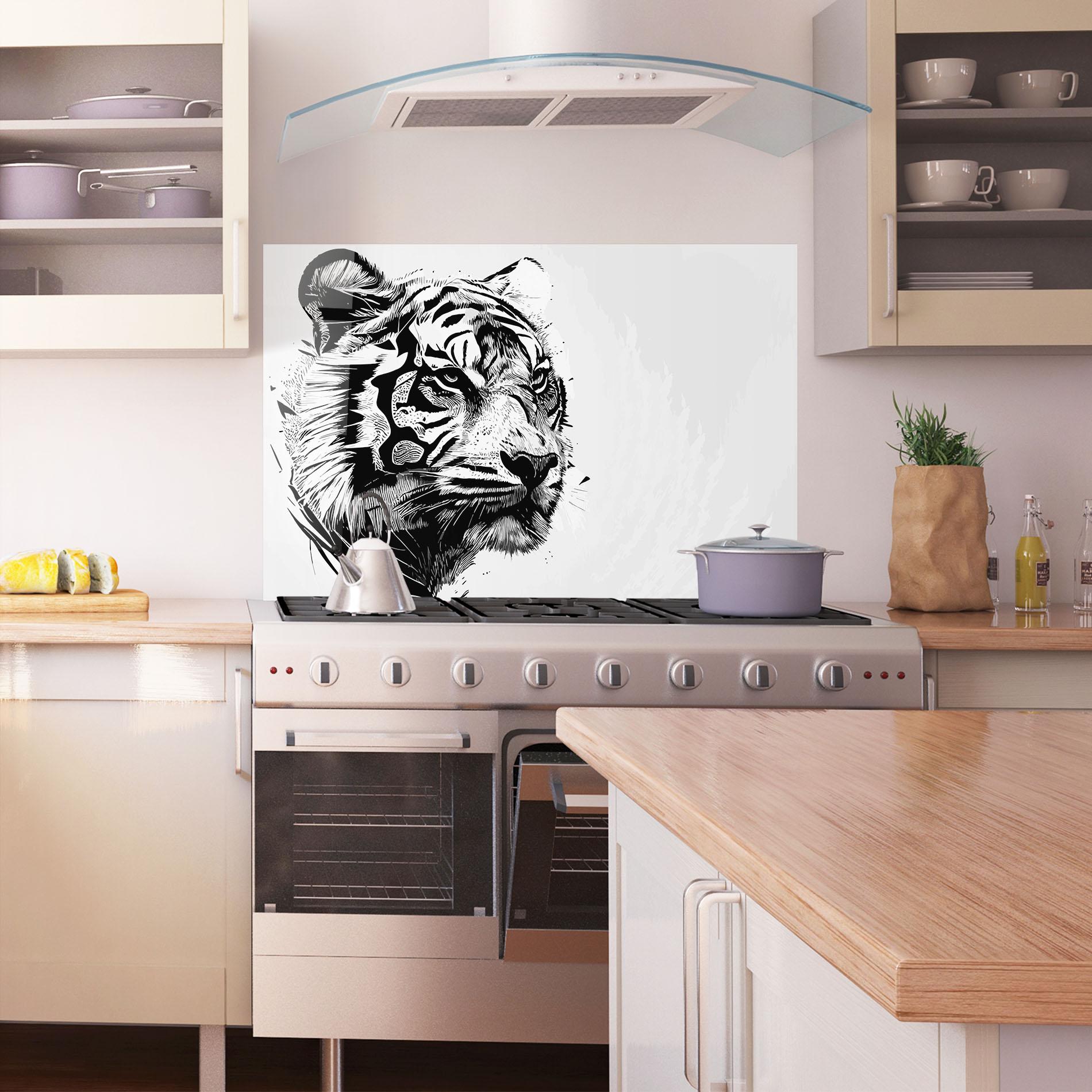 Küchenrückwand Glas Tiger On Grey mockup 1
